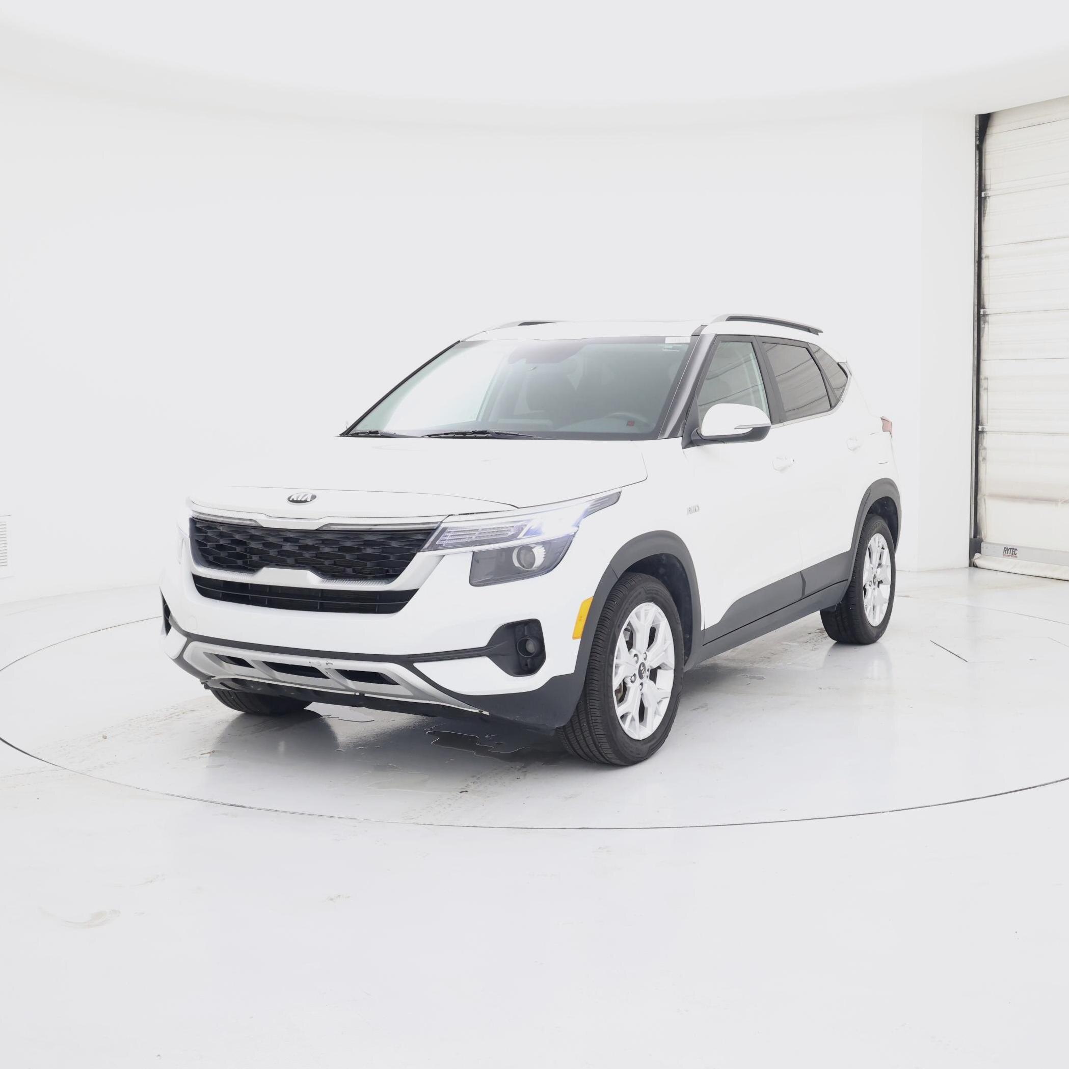 Thumbnail: 2021 Kia Seltos - 4