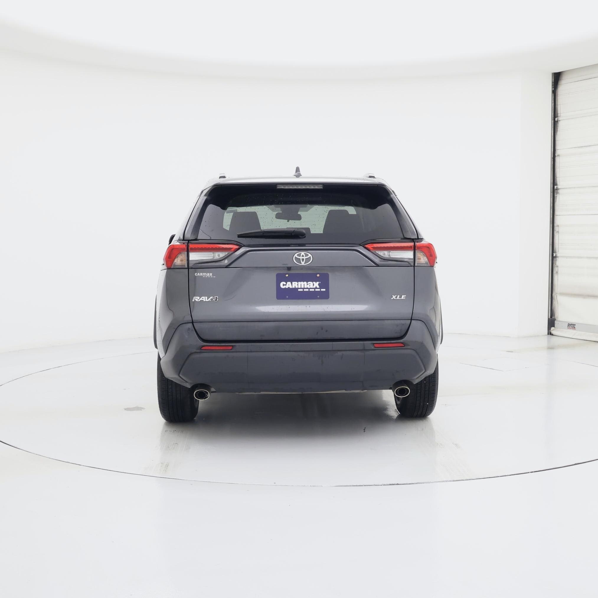 Thumbnail: 2021 Toyota RAV4 - 6