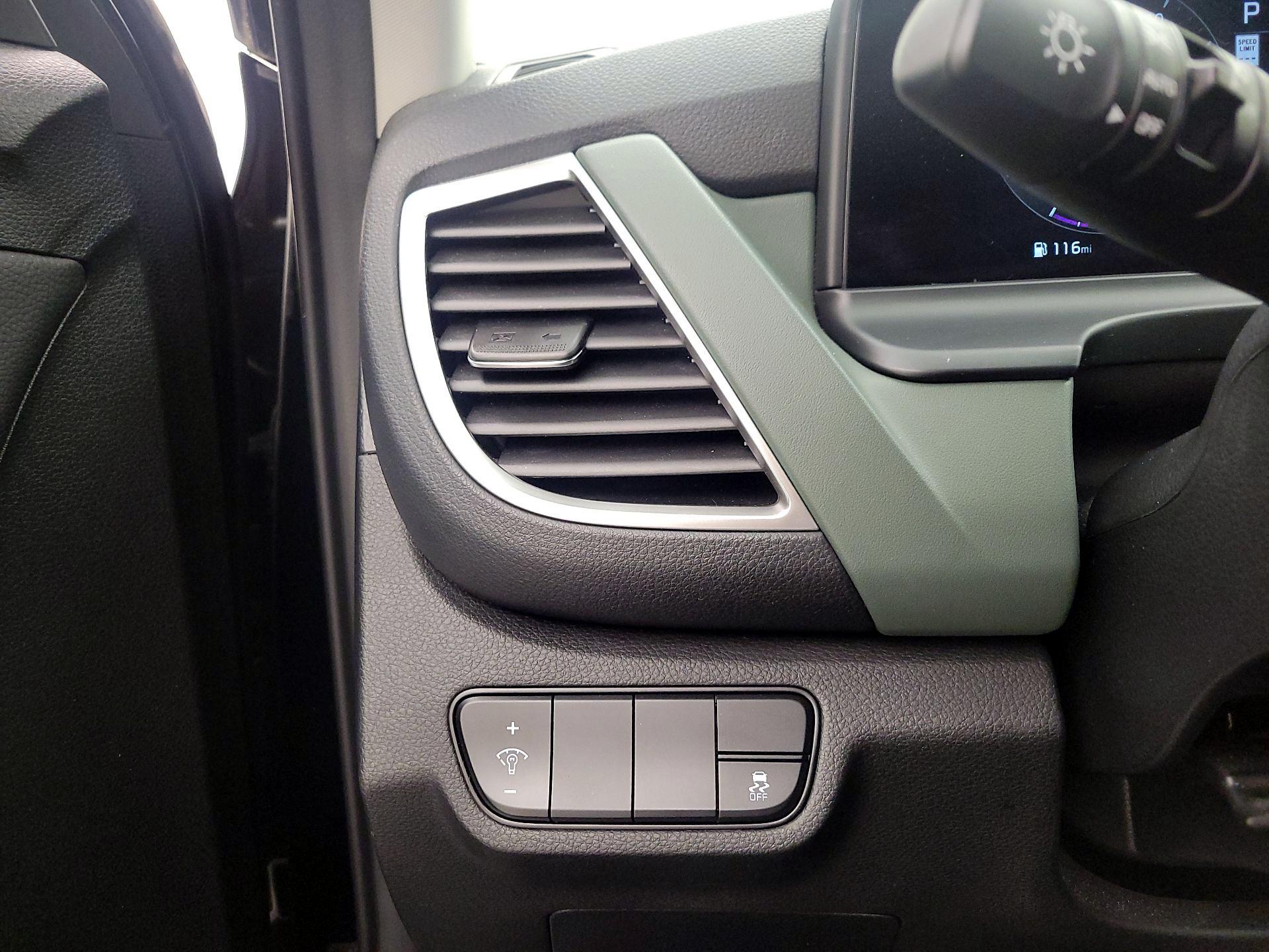 Thumbnail: 2024 Kia Seltos - 13