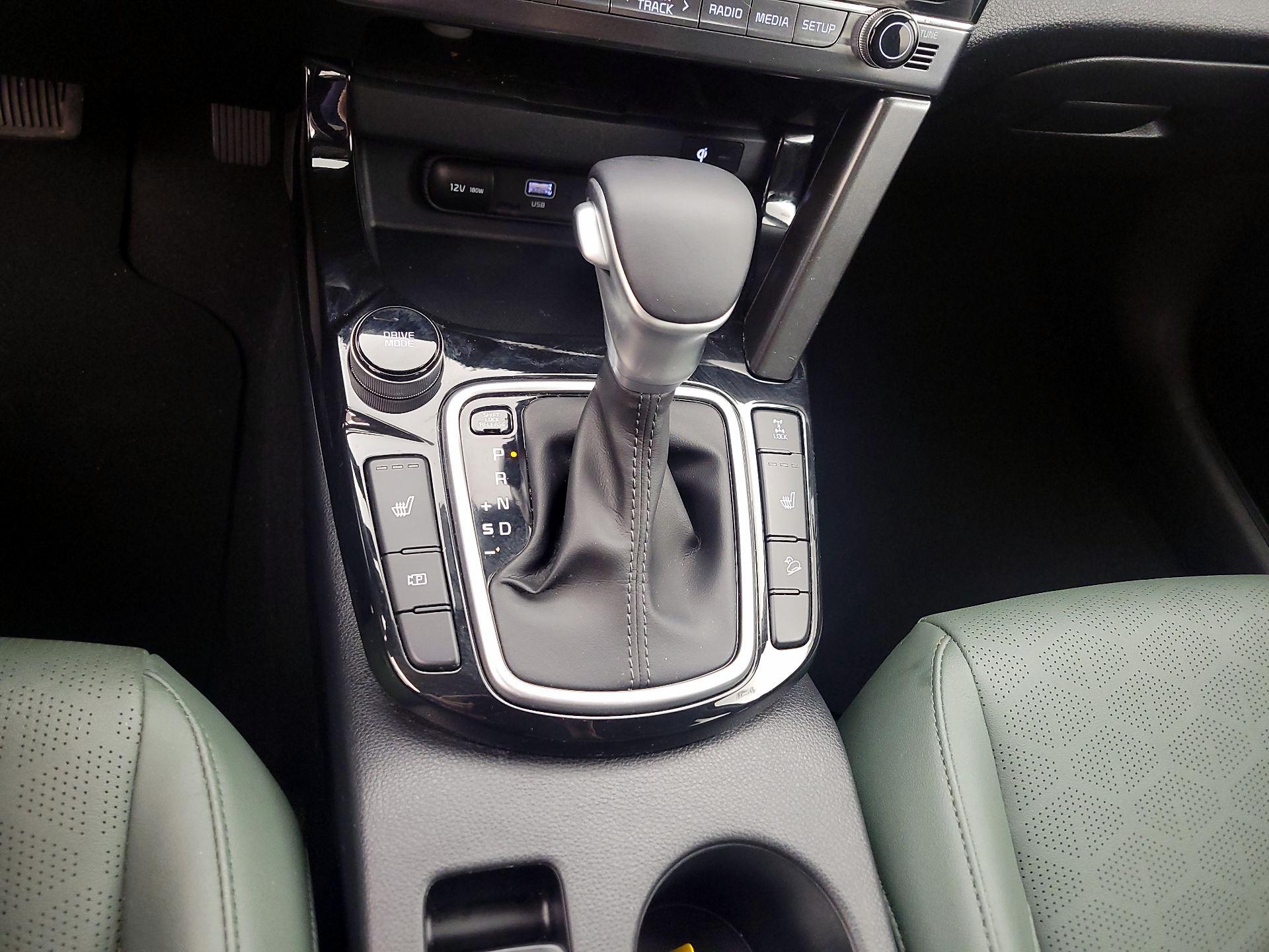 Thumbnail: 2024 Kia Seltos - 18