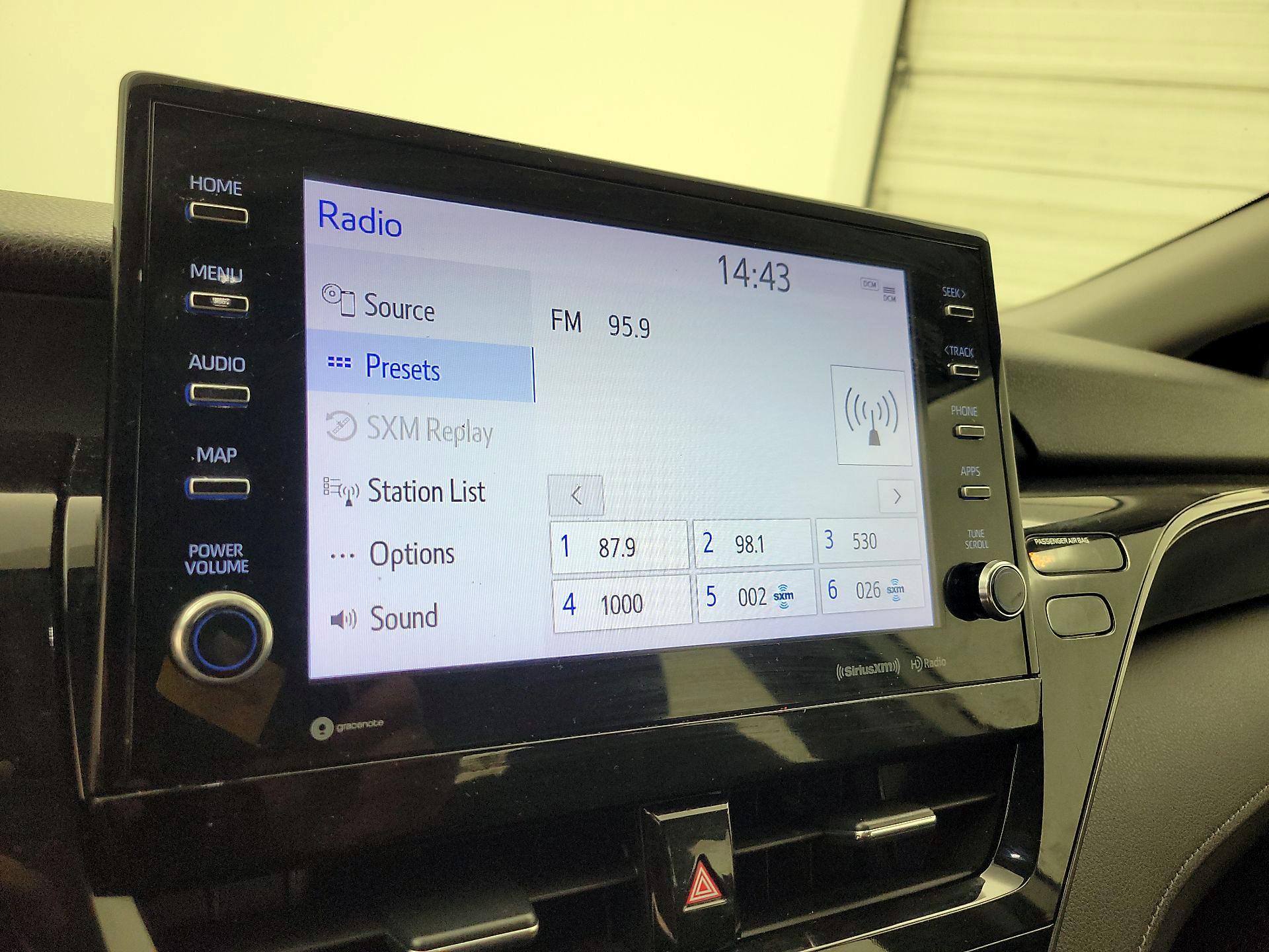 Thumbnail: 2021 Toyota Camry - 13