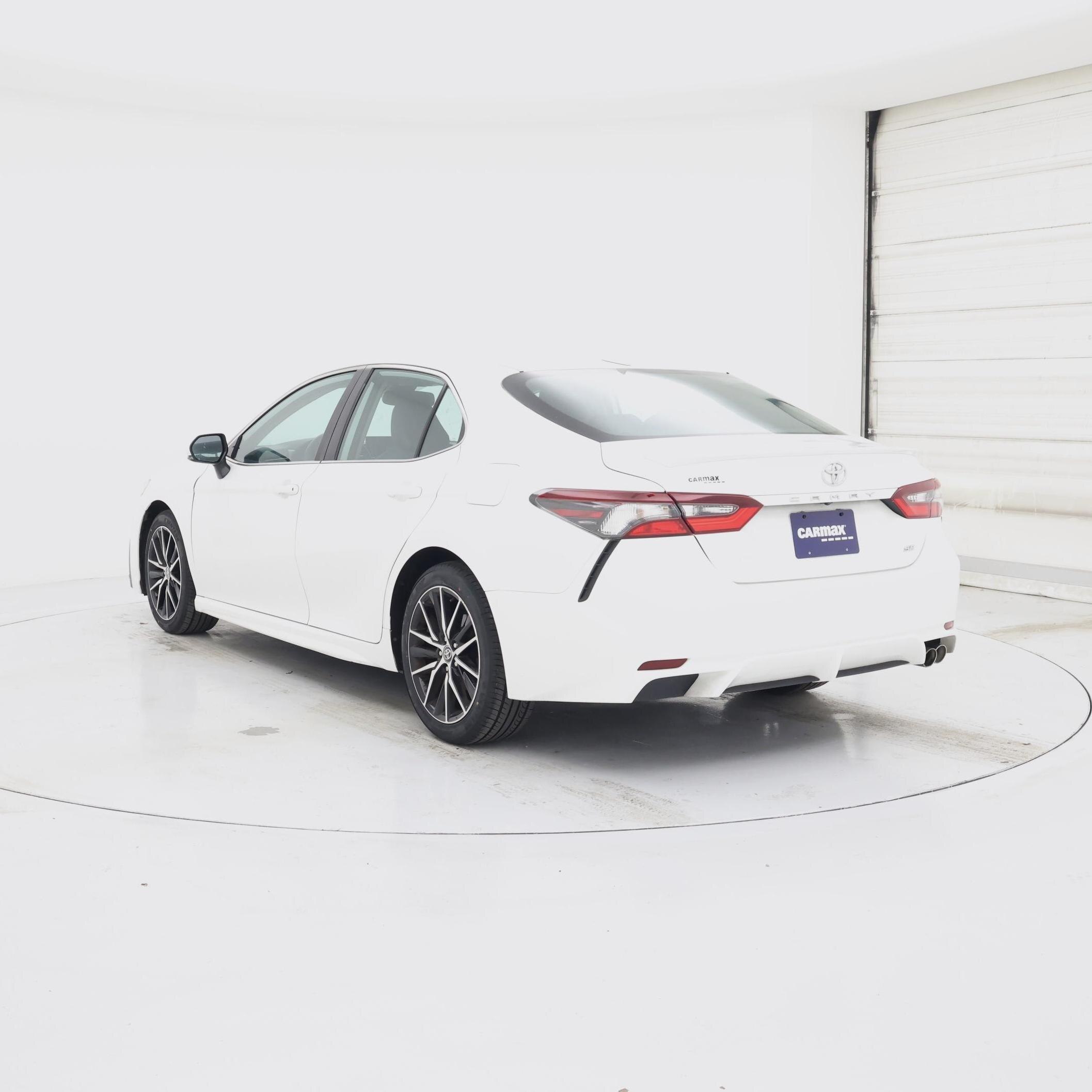Thumbnail: 2021 Toyota Camry - 2