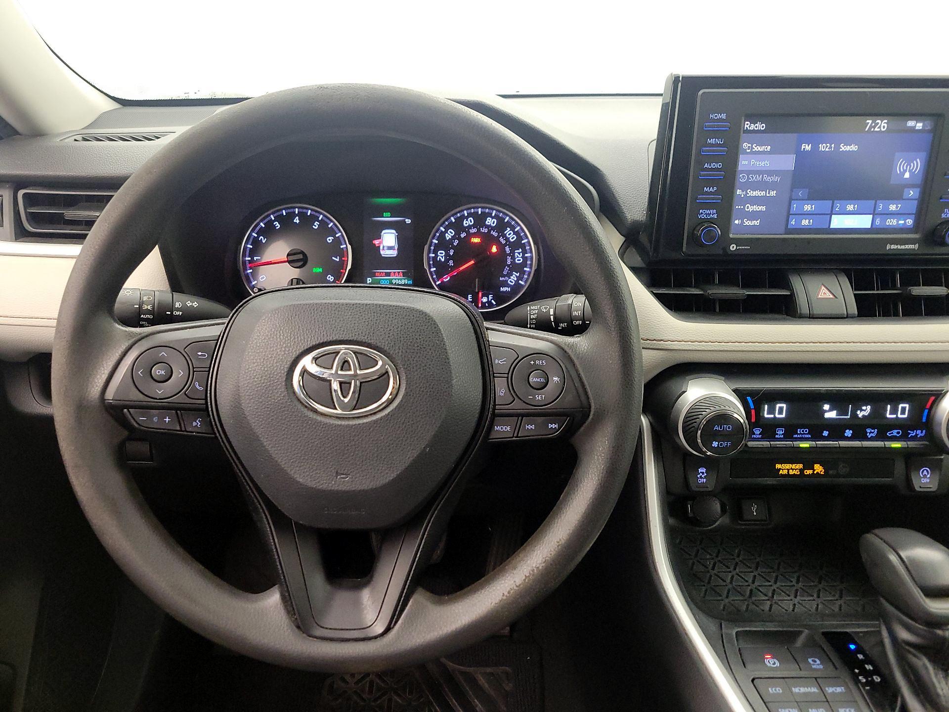 Thumbnail: 2020 Toyota RAV4 - 10