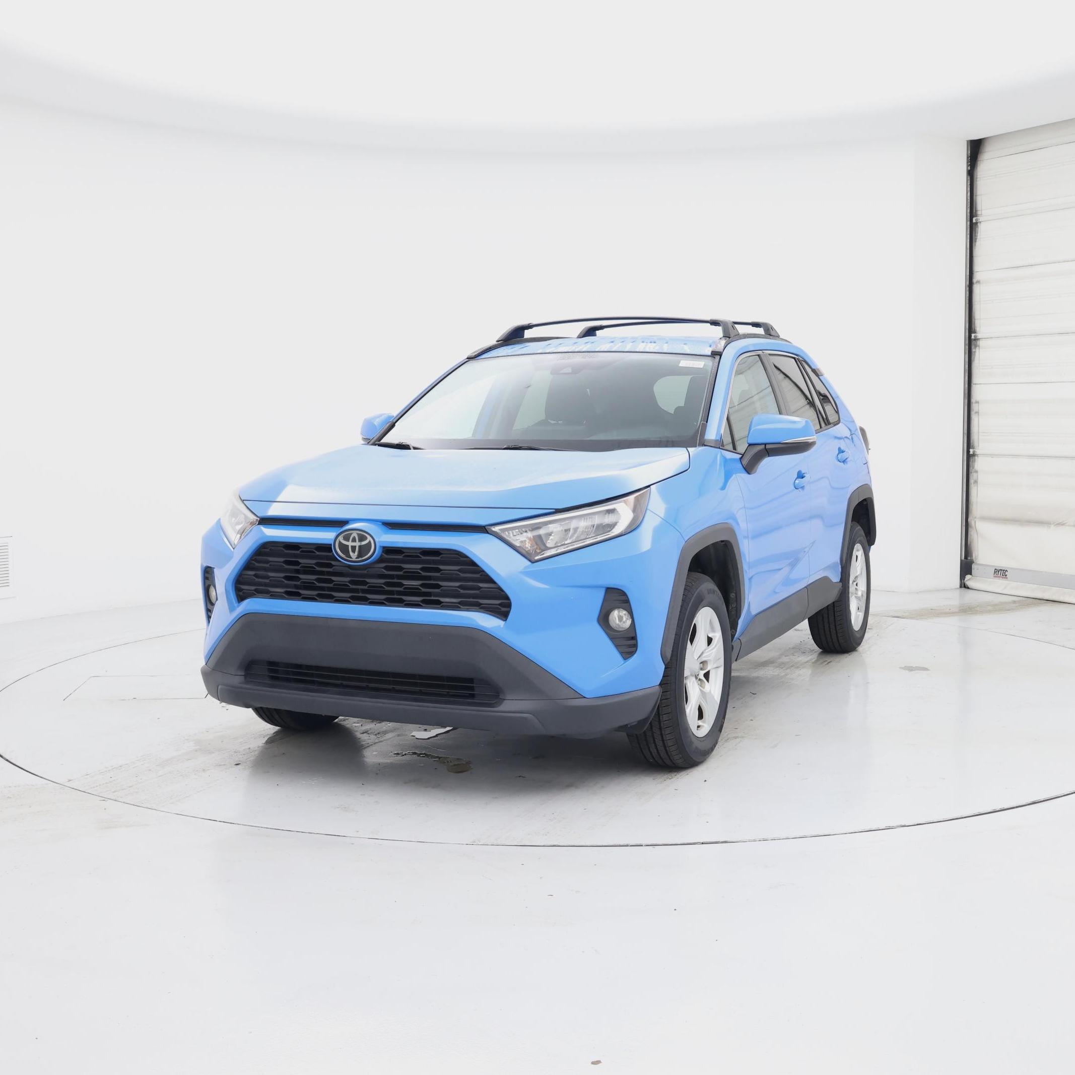 Thumbnail: 2020 Toyota RAV4 - 4