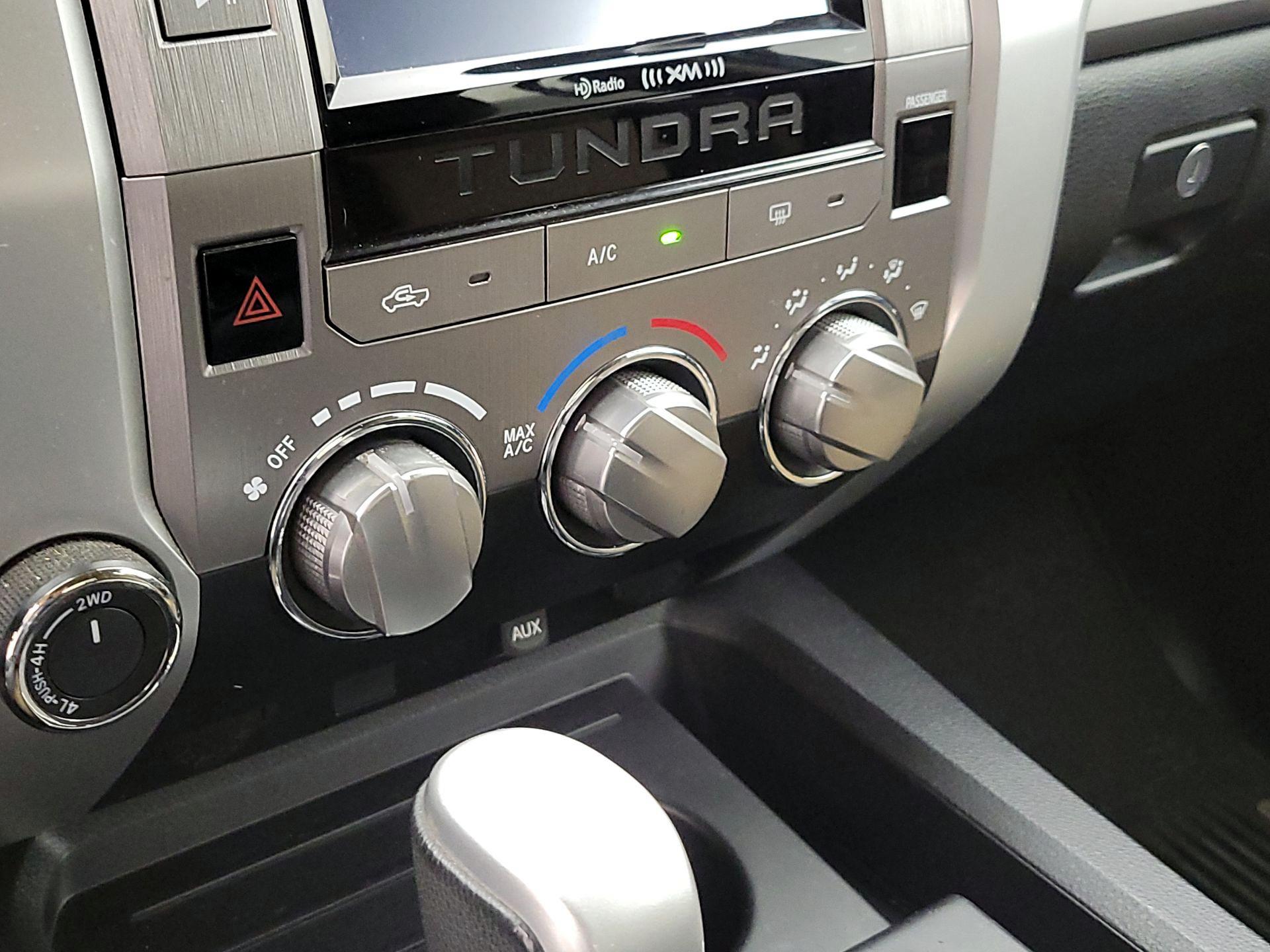 Thumbnail: 2016 Toyota Tundra - 16