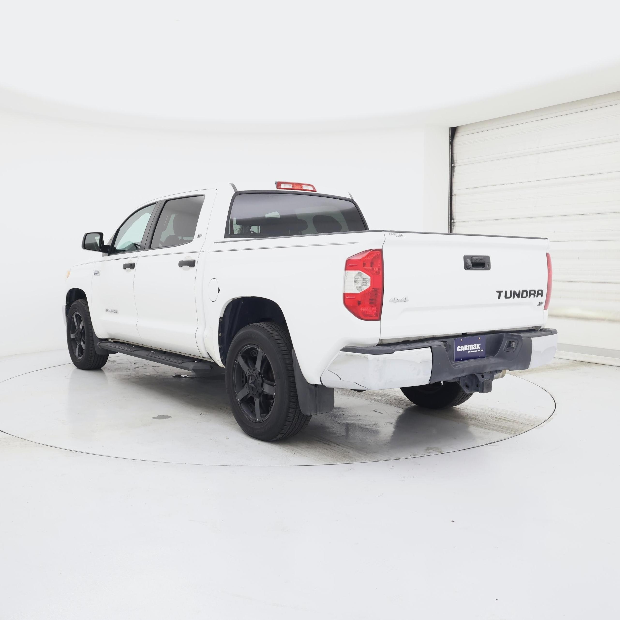 Thumbnail: 2016 Toyota Tundra - 2