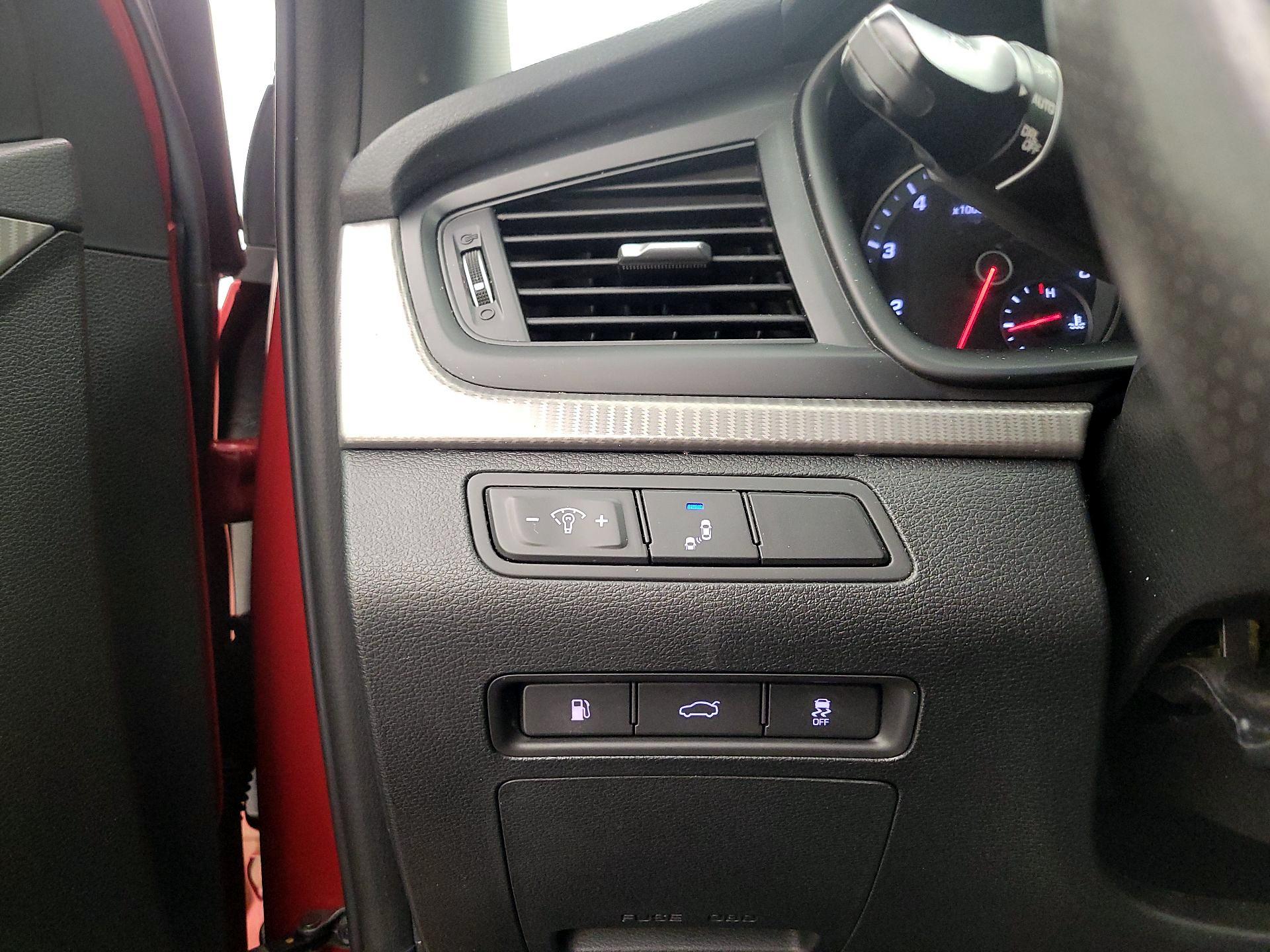 Thumbnail: 2019 Hyundai Sonata - 13