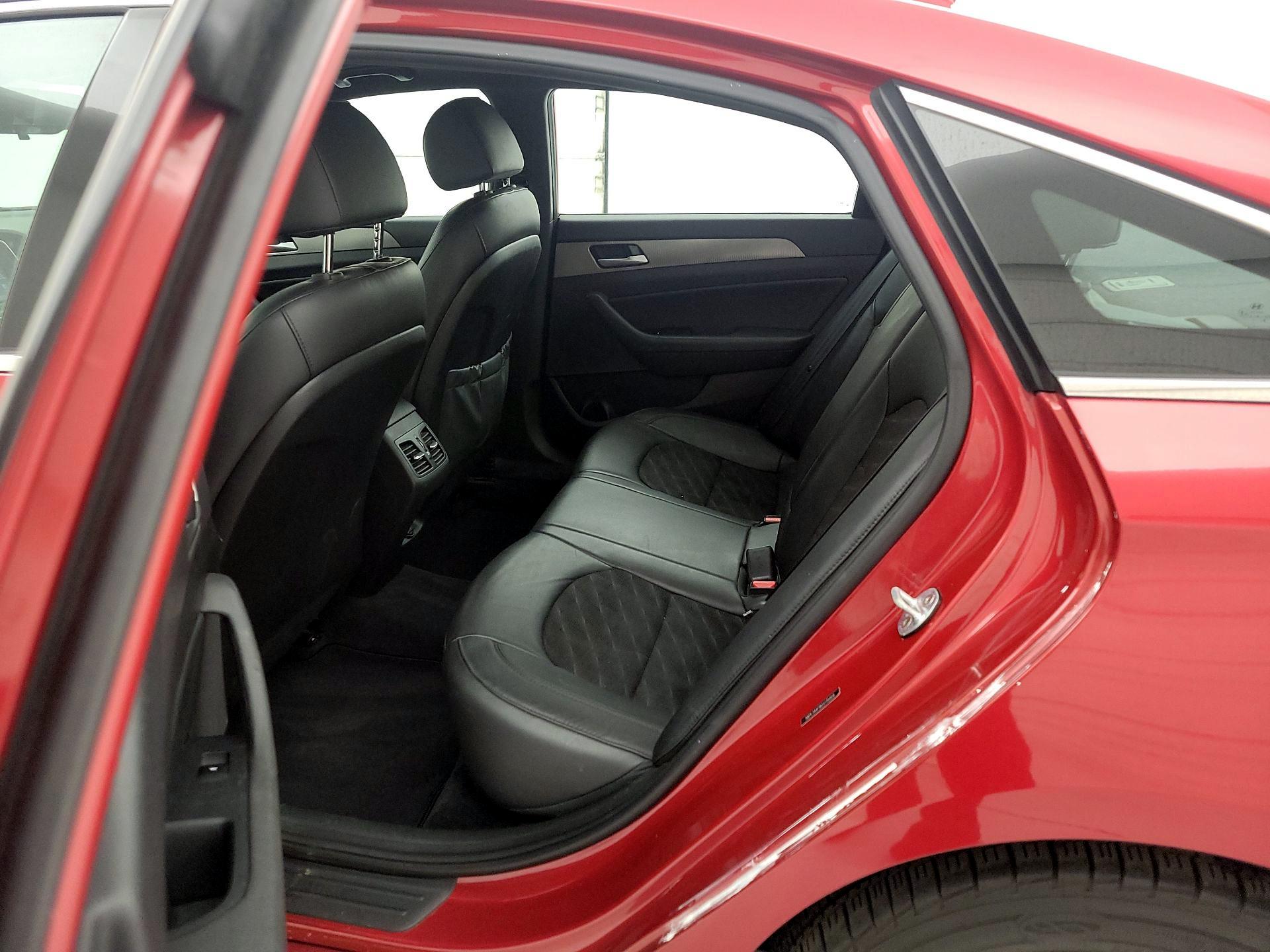 Thumbnail: 2019 Hyundai Sonata - 20