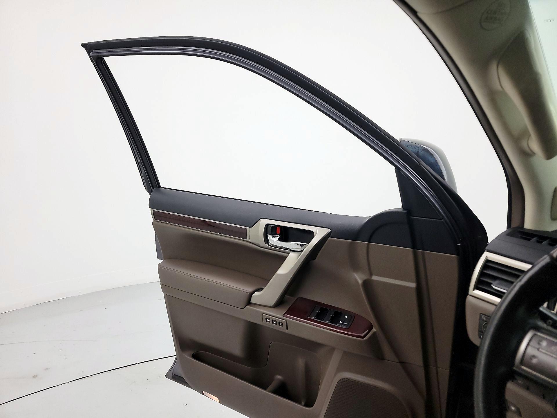 Thumbnail: 2018 Lexus GX - 12