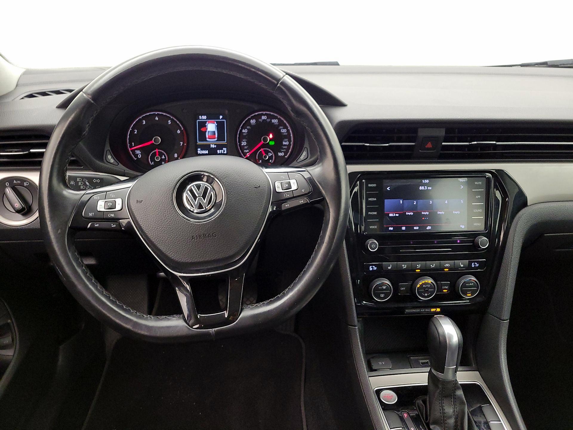 Thumbnail: 2020 Volkswagen Passat - 10
