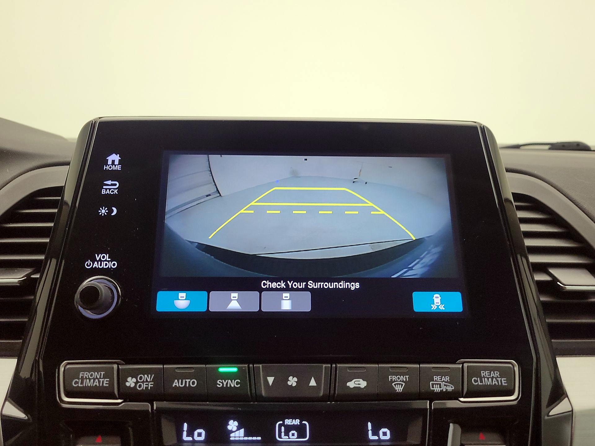 Thumbnail: 2018 Honda Odyssey - 14