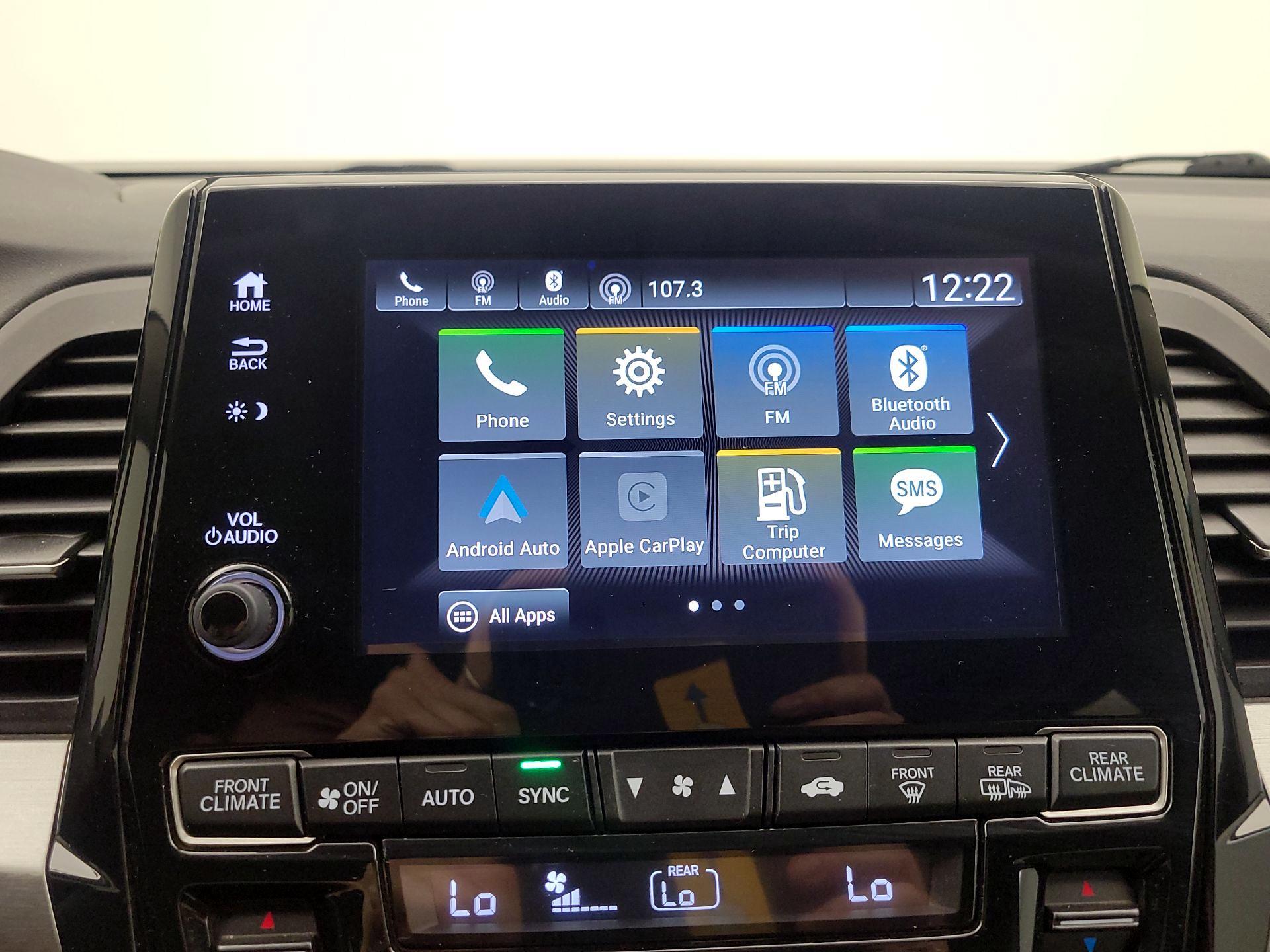 Thumbnail: 2018 Honda Odyssey - 15