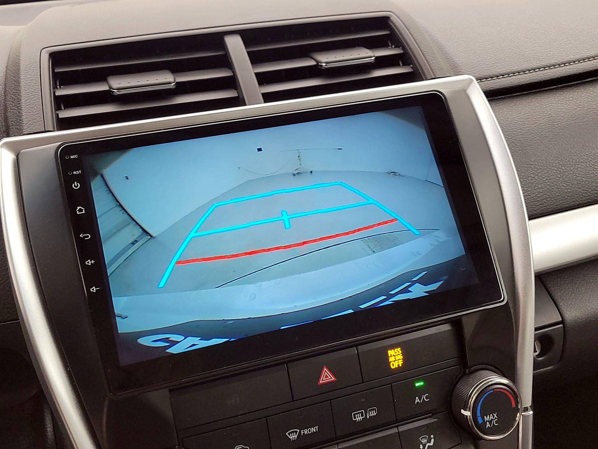 Thumbnail: 2017 Toyota Camry - 14