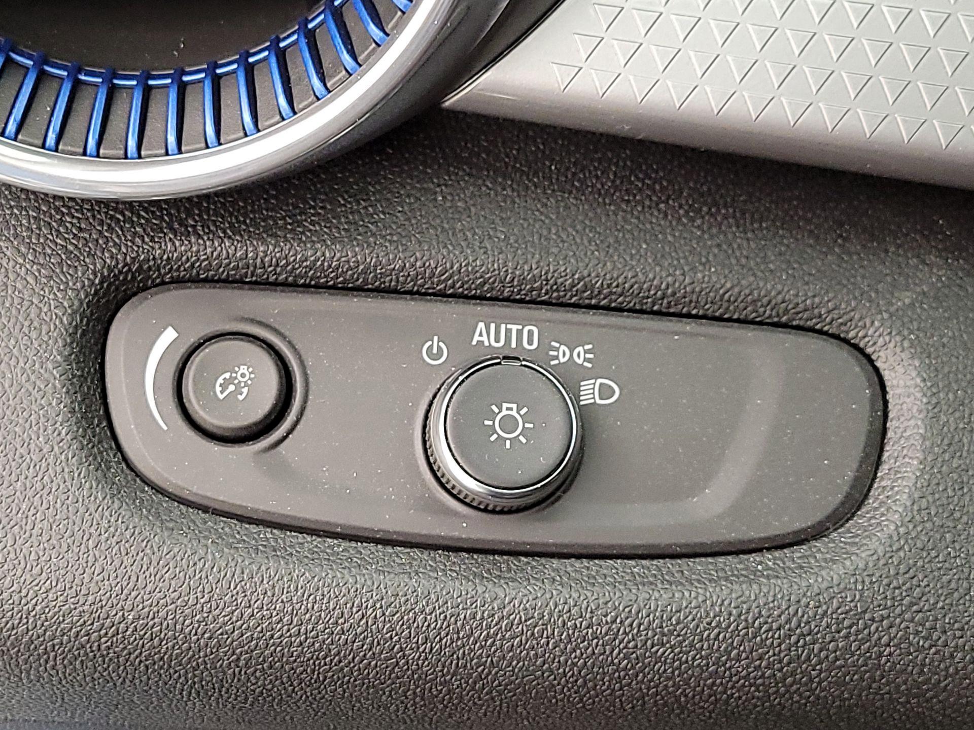 Thumbnail: 2025 Chevrolet Trax - 13