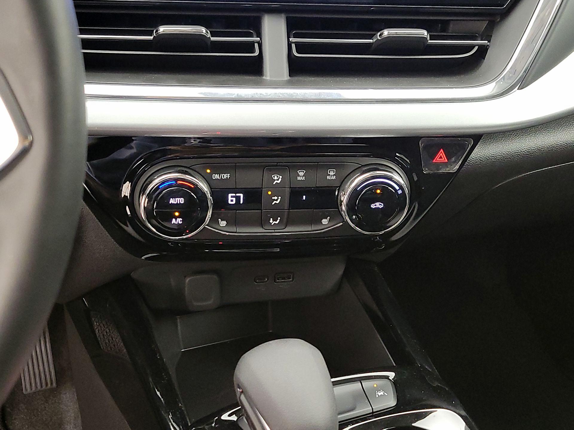 Thumbnail: 2025 Chevrolet Trax - 16