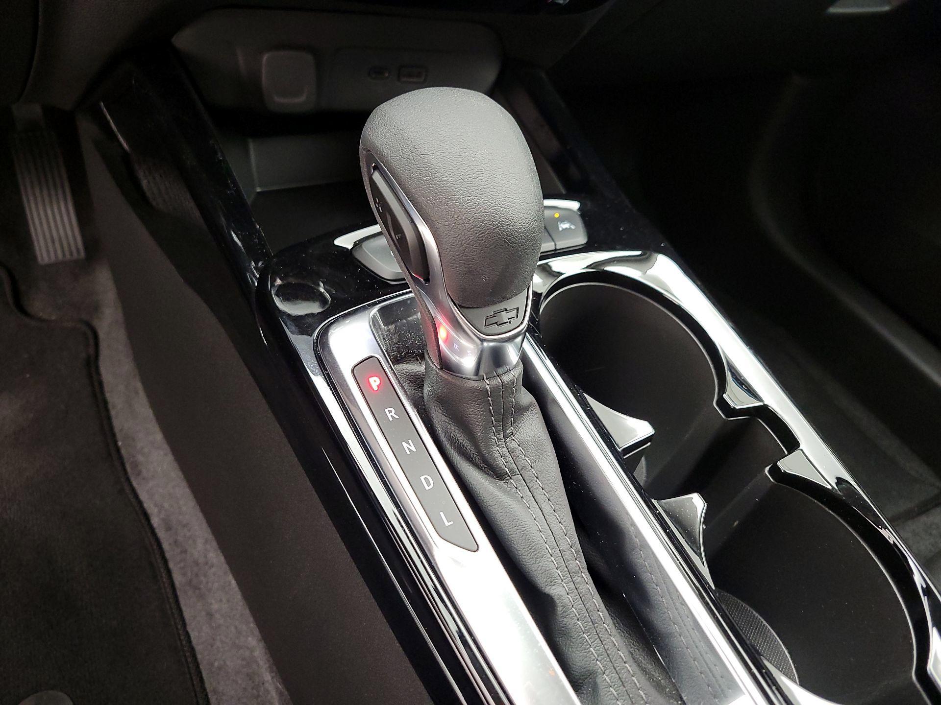 Thumbnail: 2025 Chevrolet Trax - 17