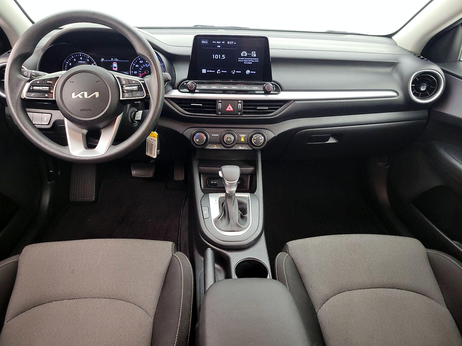 Thumbnail: 2023 Kia Forte - 9