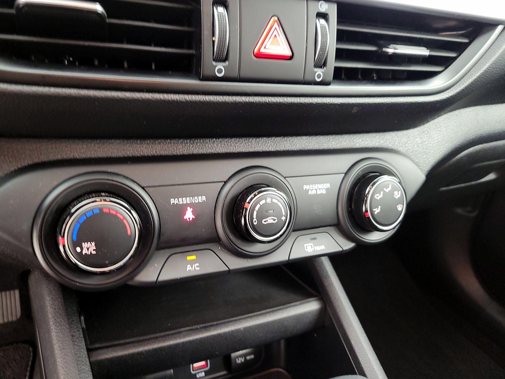 Thumbnail: 2023 Kia Forte - 14