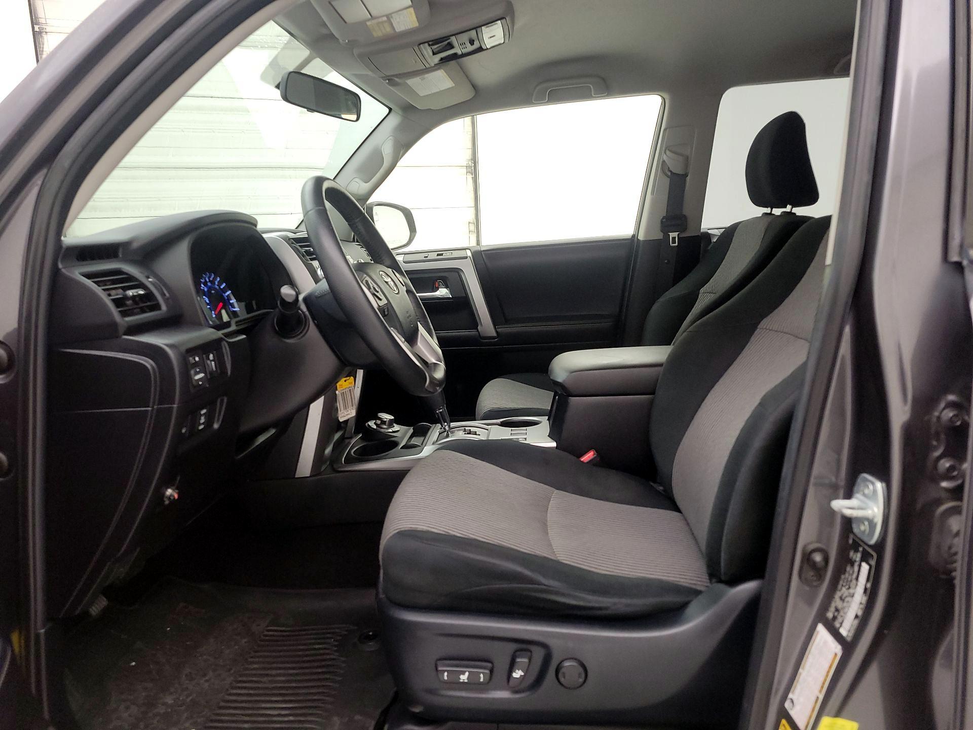 Thumbnail: 2018 Toyota 4Runner - 11