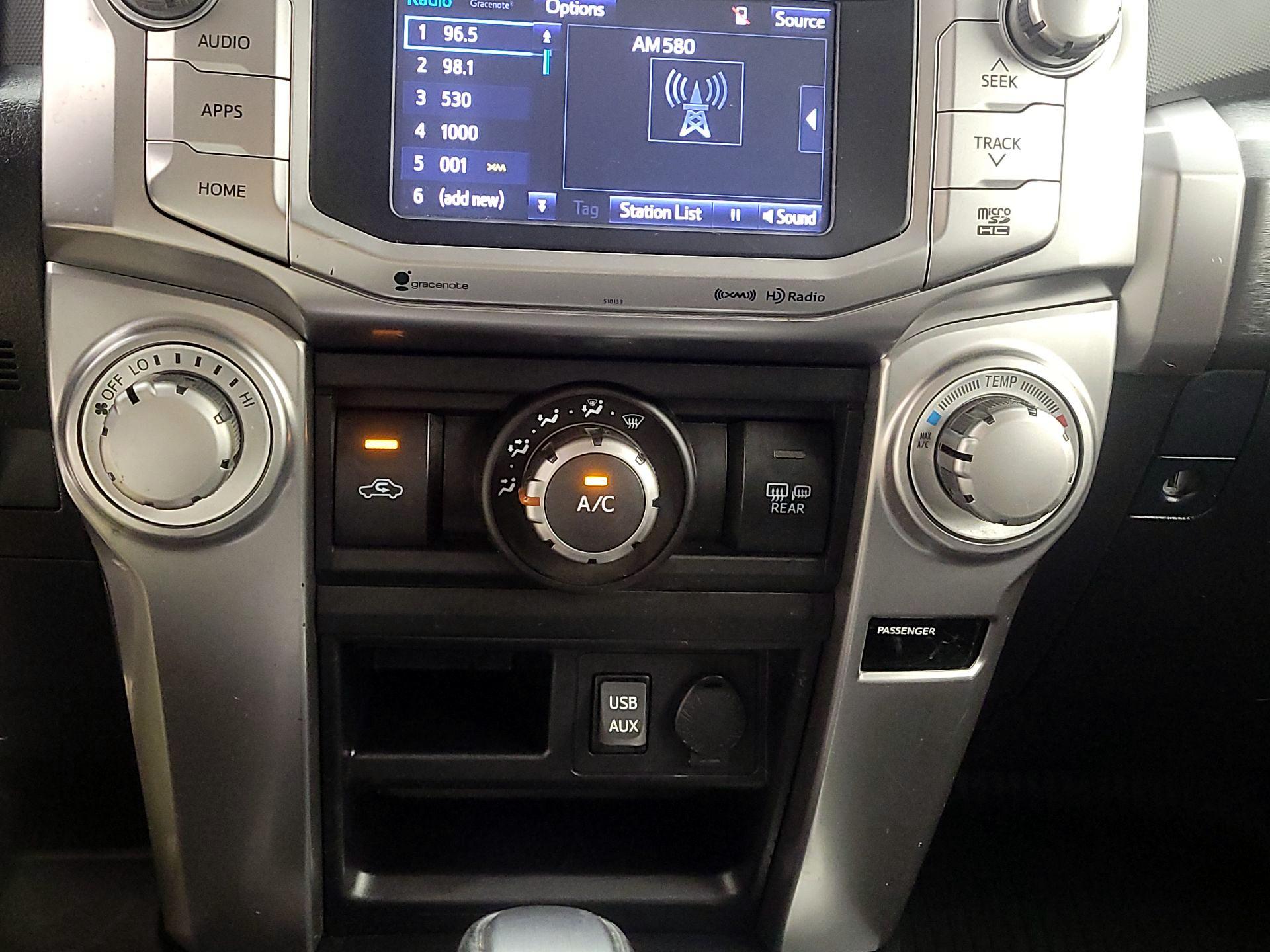 Thumbnail: 2018 Toyota 4Runner - 16