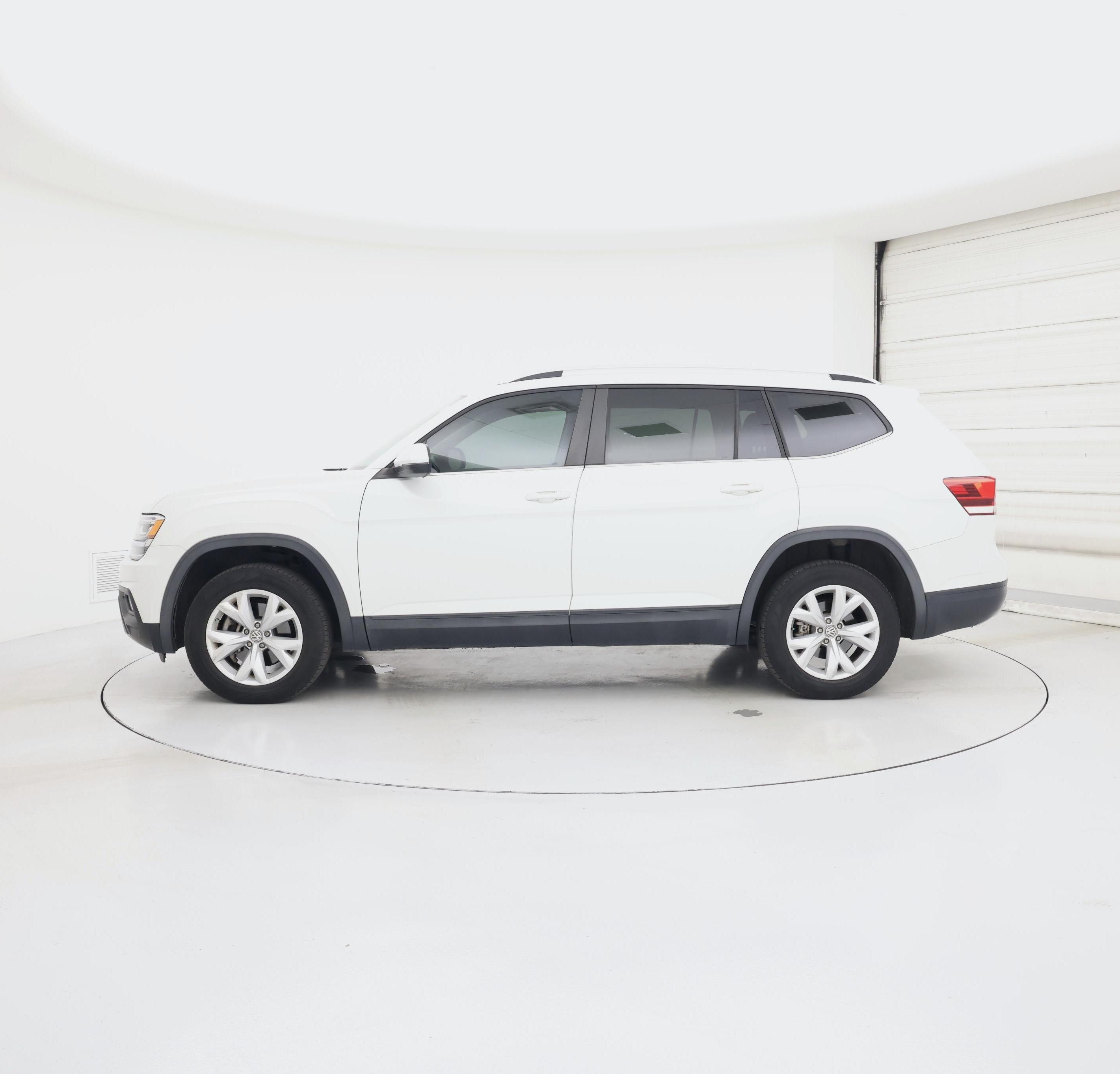 Thumbnail: 2018 Volkswagen Atlas - 3