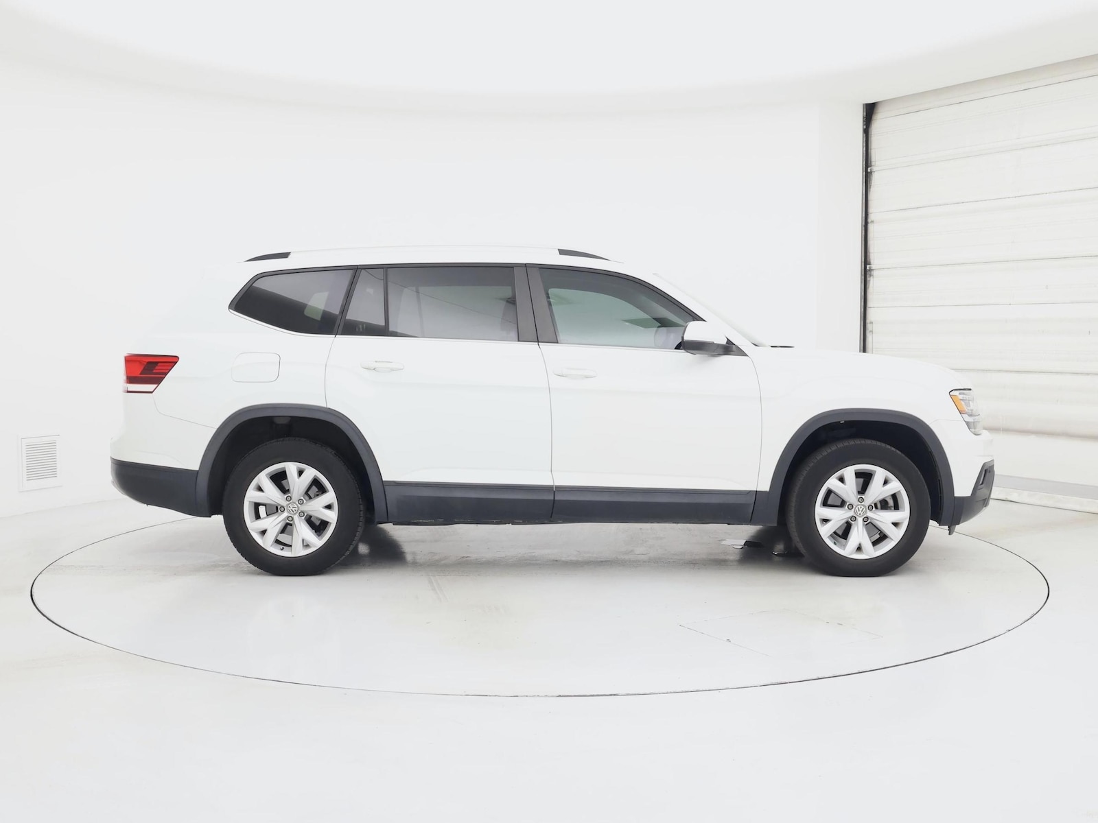 2018 Volkswagen Atlas SE - Photo 8