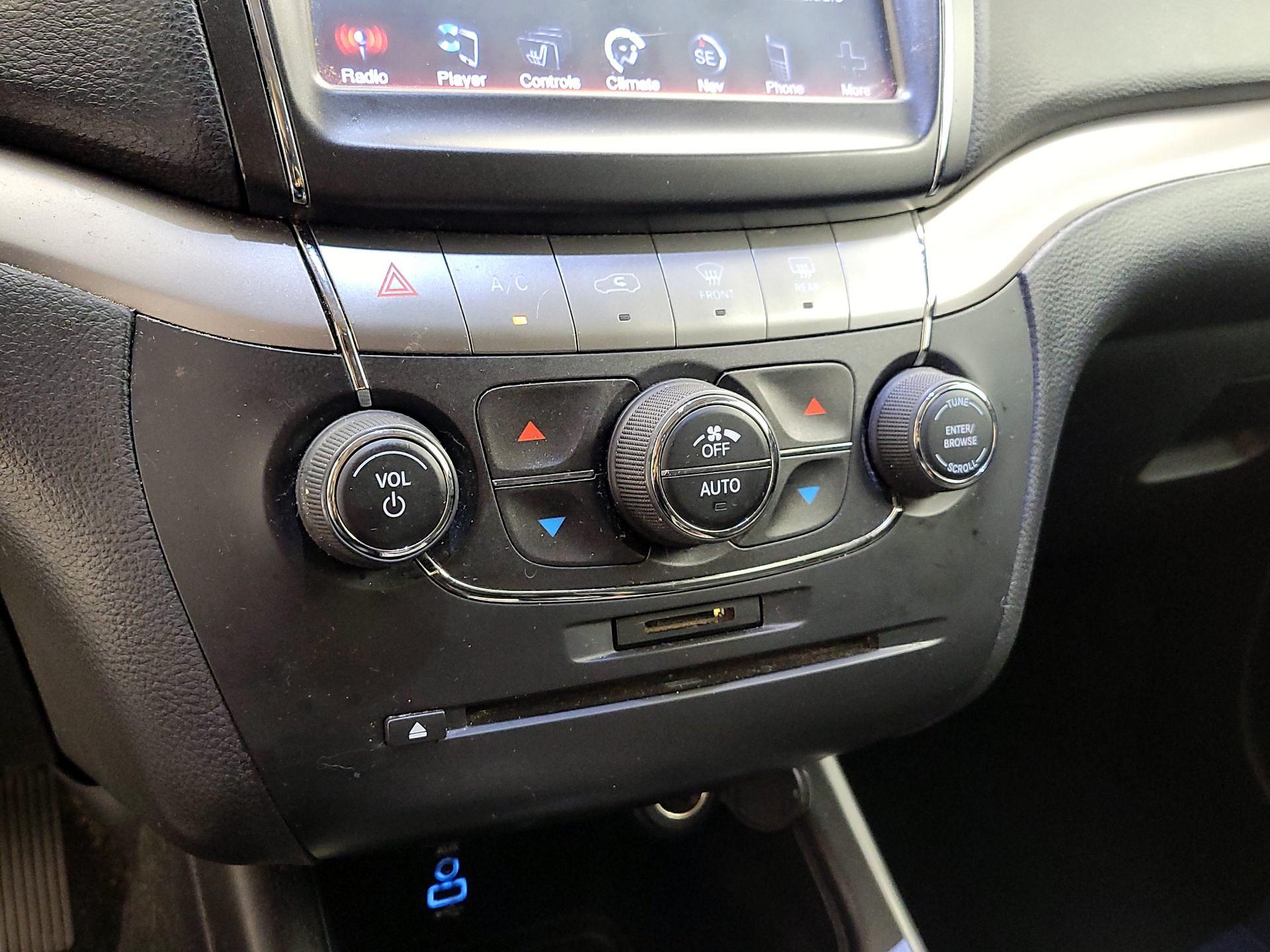 Thumbnail: 2017 Dodge Journey - 16