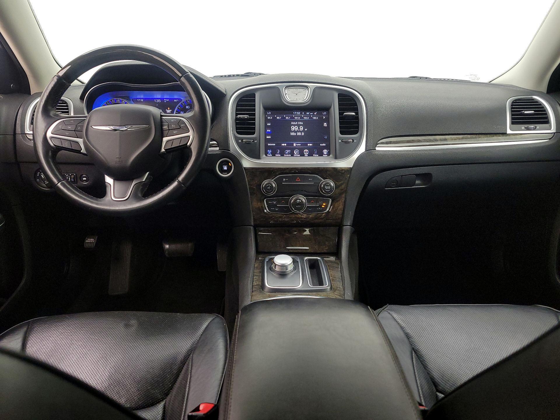 Thumbnail: 2015 Chrysler 300 - 9