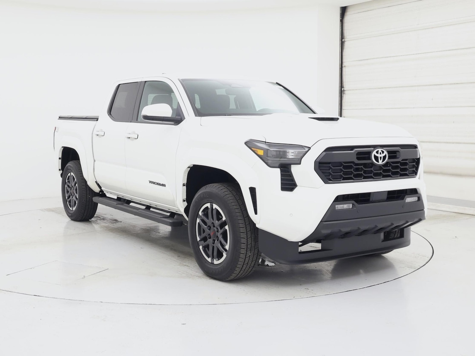 2024 Toyota Tacoma TRD Sport - Photo 2