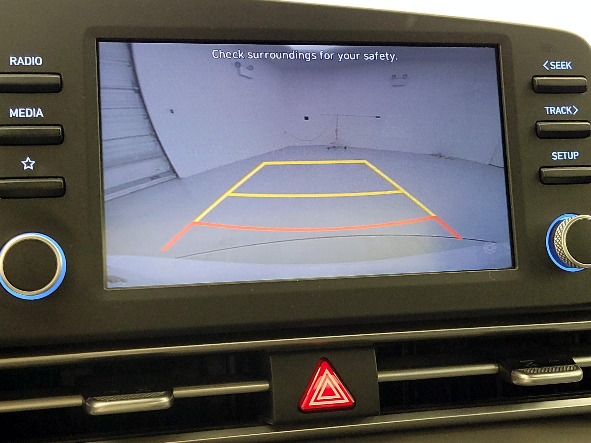 Thumbnail: 2021 Hyundai Elantra - 14