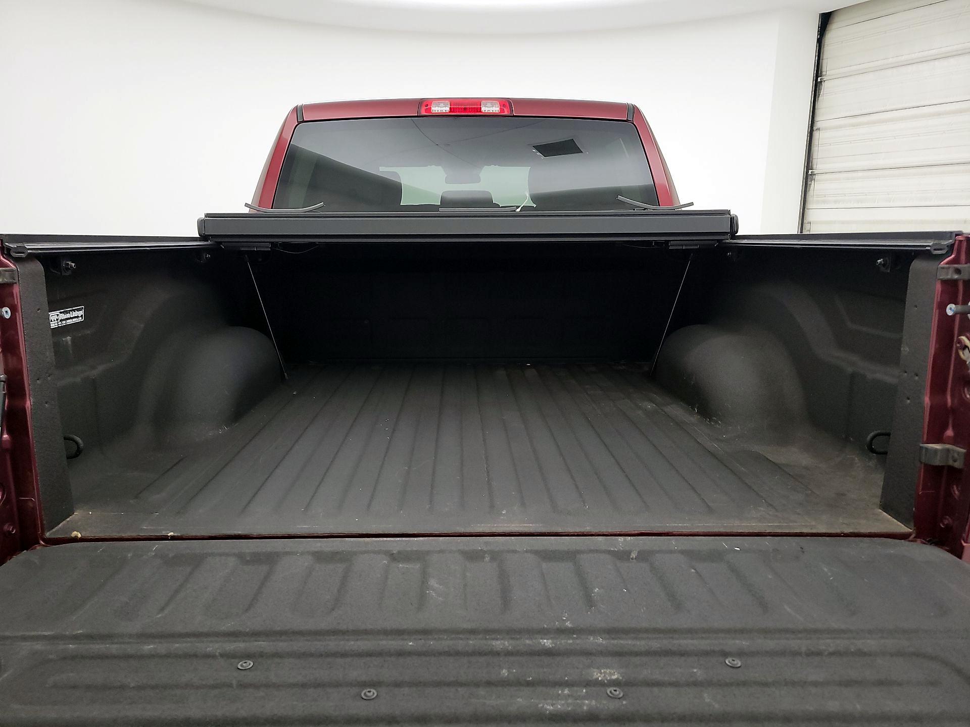 Thumbnail: 2020 RAM 1500 Classic - 20