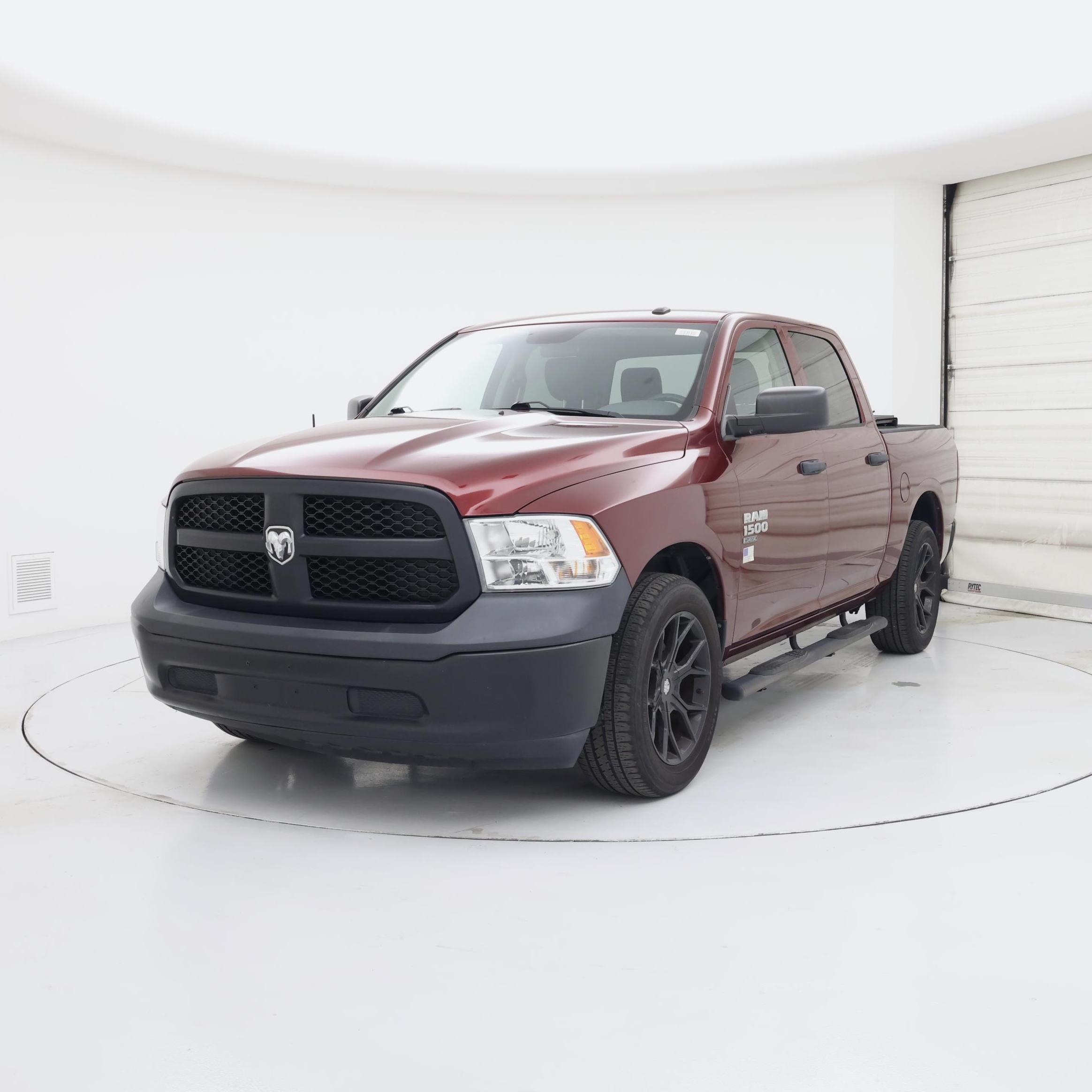 Thumbnail: 2020 RAM 1500 Classic - 4