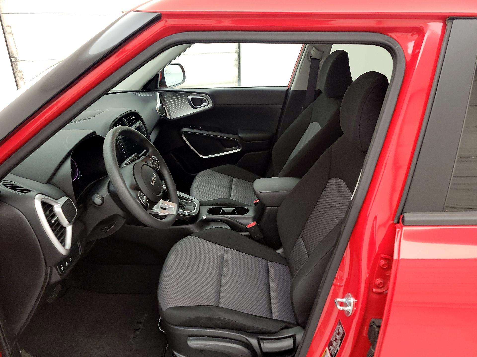 Thumbnail: 2024 Kia Soul - 11