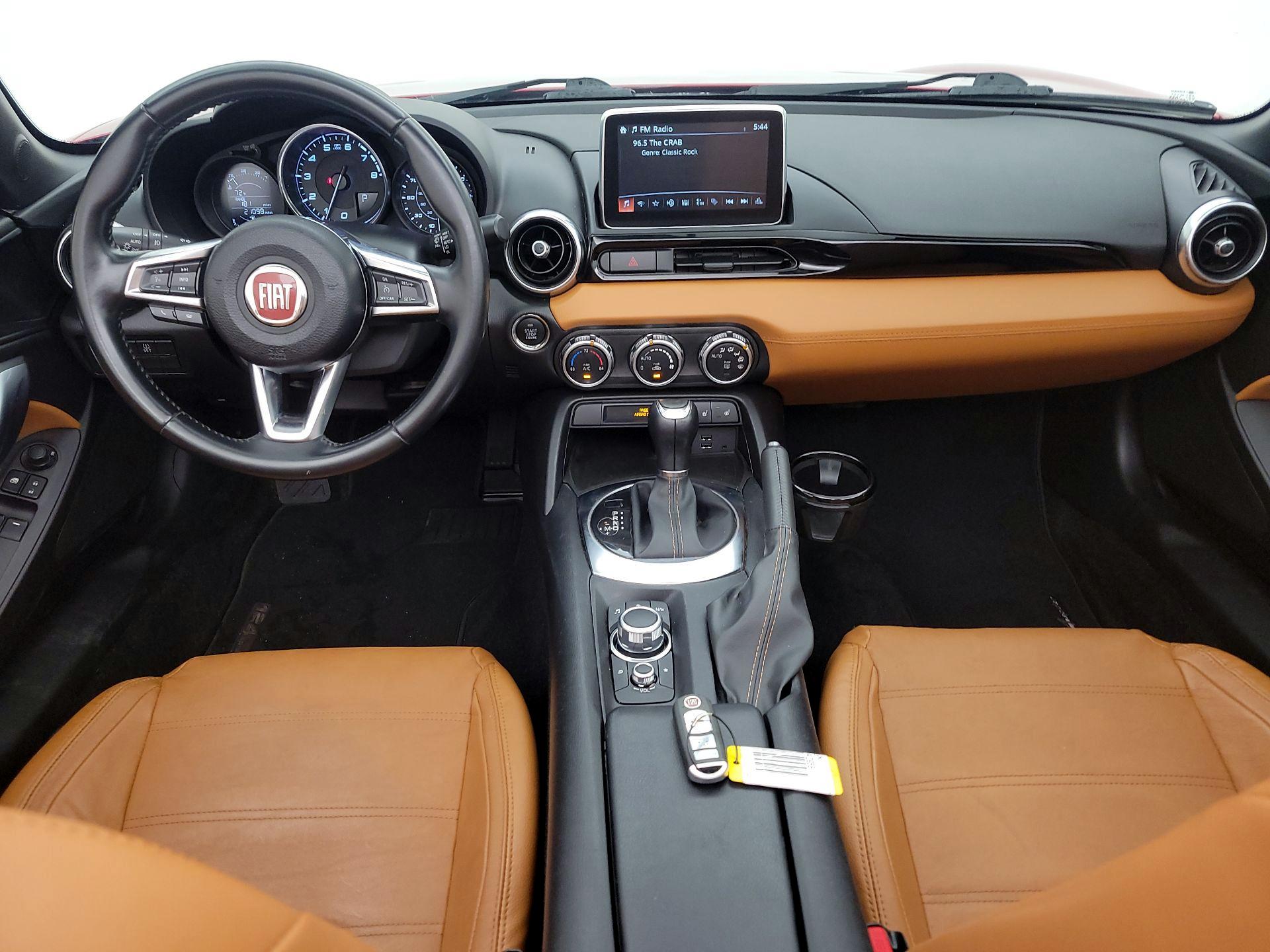 Thumbnail: 2019 Fiat 124 Spider - 9