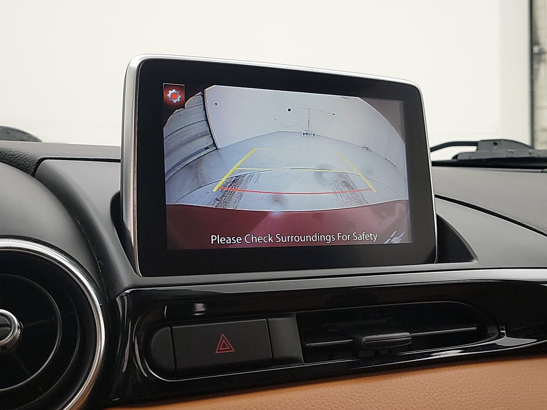 Thumbnail: 2019 Fiat 124 Spider - 14