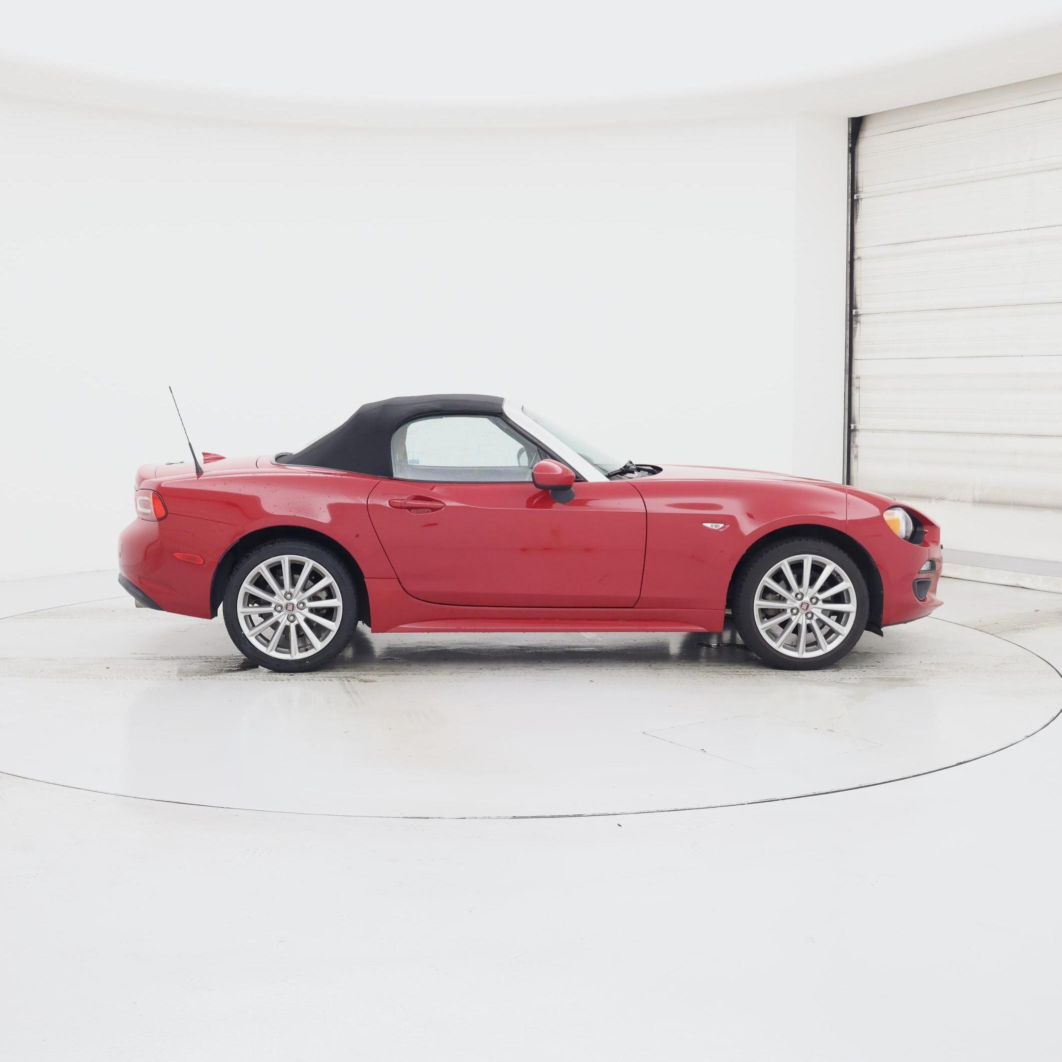 Thumbnail: 2019 Fiat 124 Spider - 7