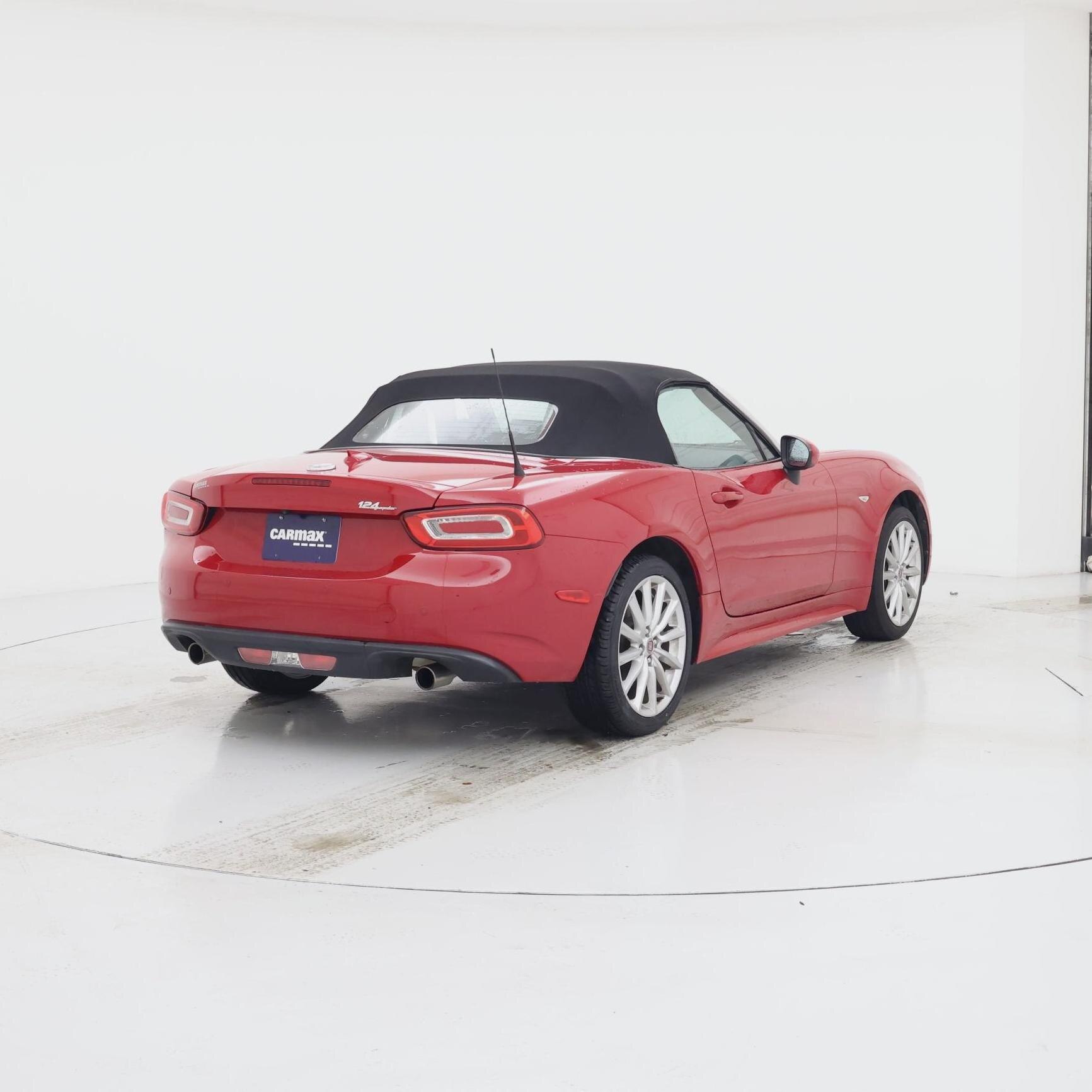 Thumbnail: 2019 Fiat 124 Spider - 8