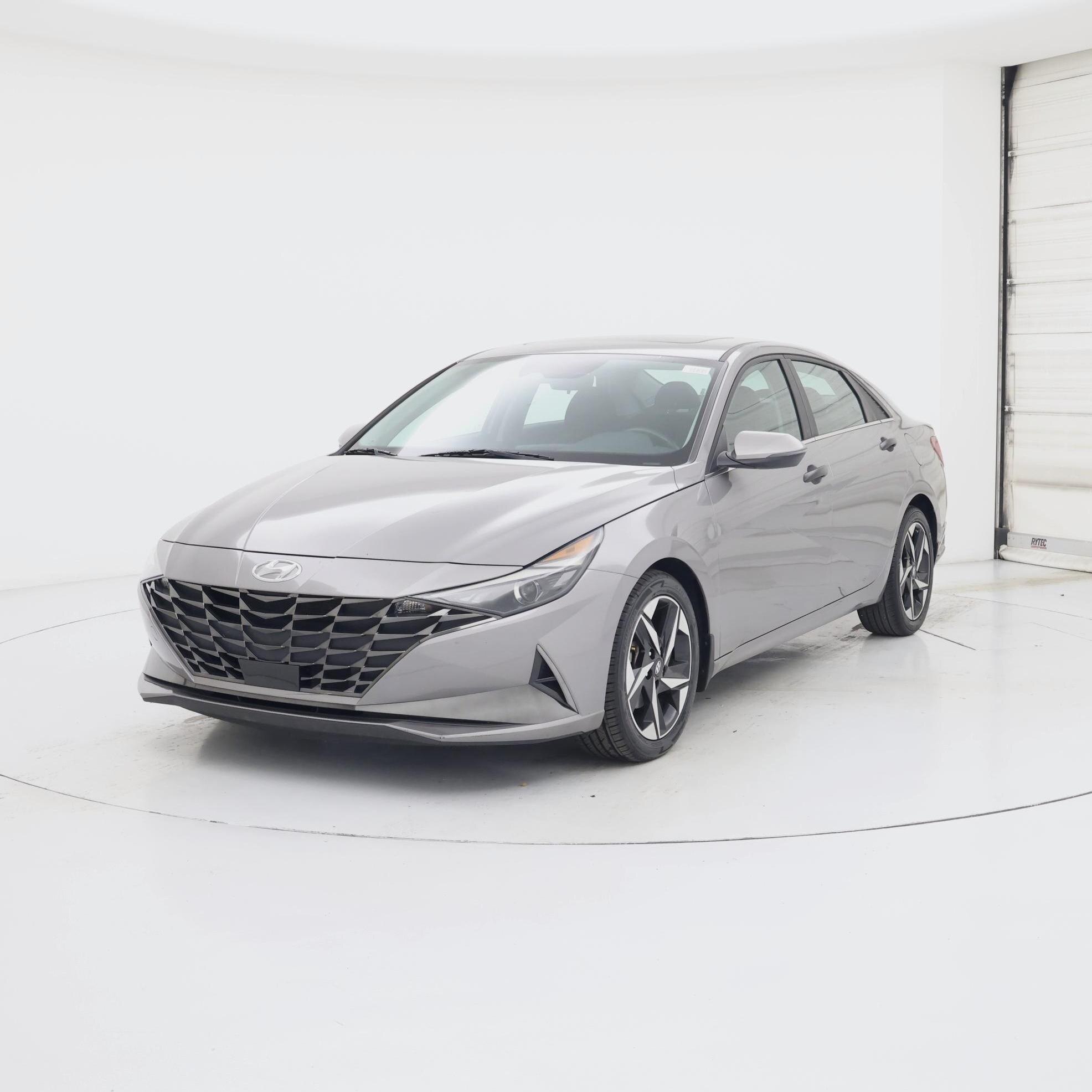 Thumbnail: 2022 Hyundai Elantra - 4