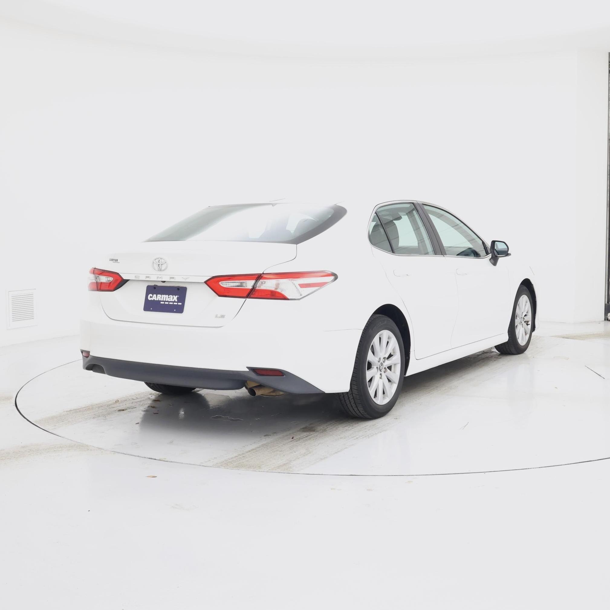 Thumbnail: 2020 Toyota Camry - 8