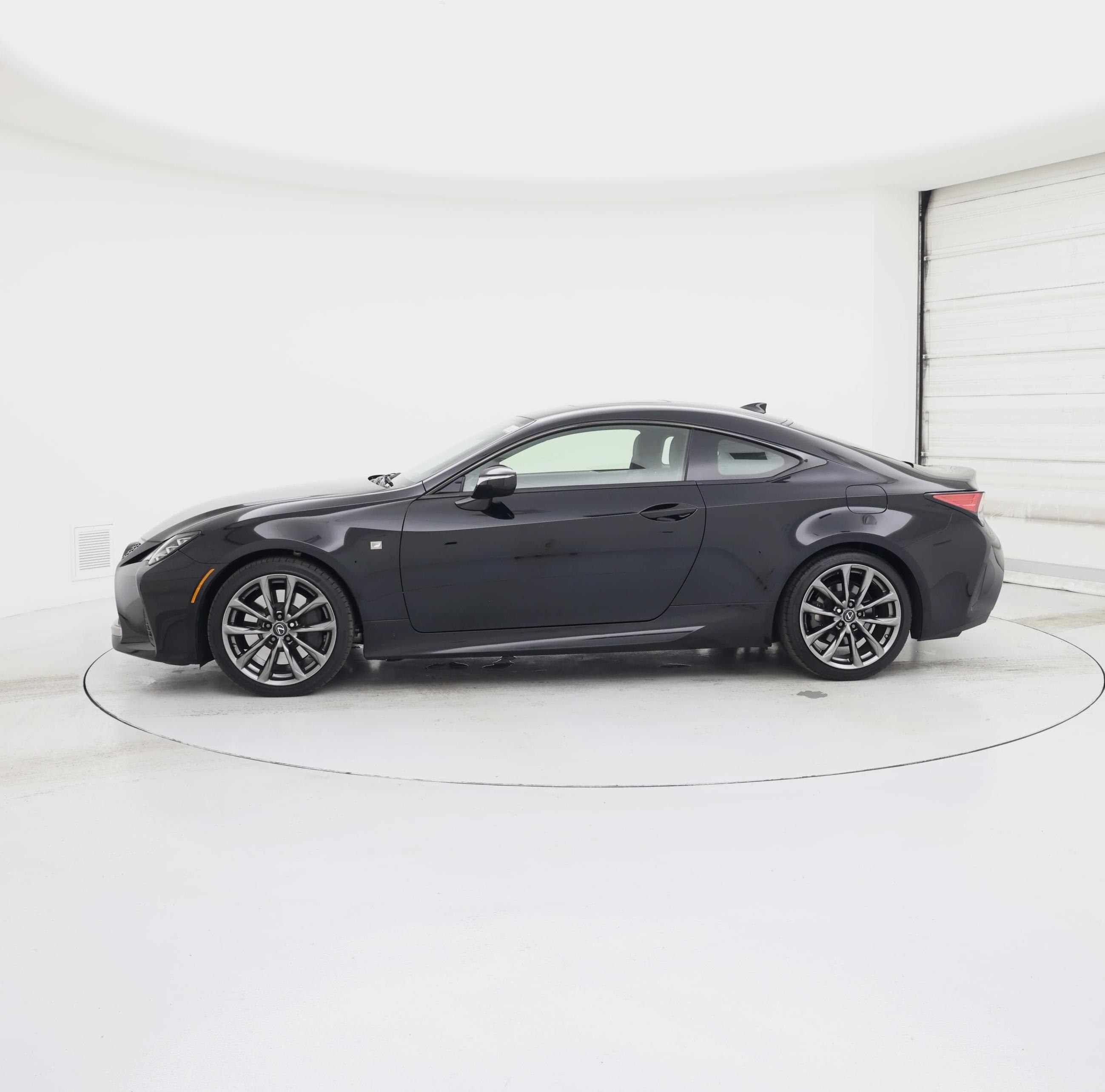 Thumbnail: 2020 Lexus RC - 3