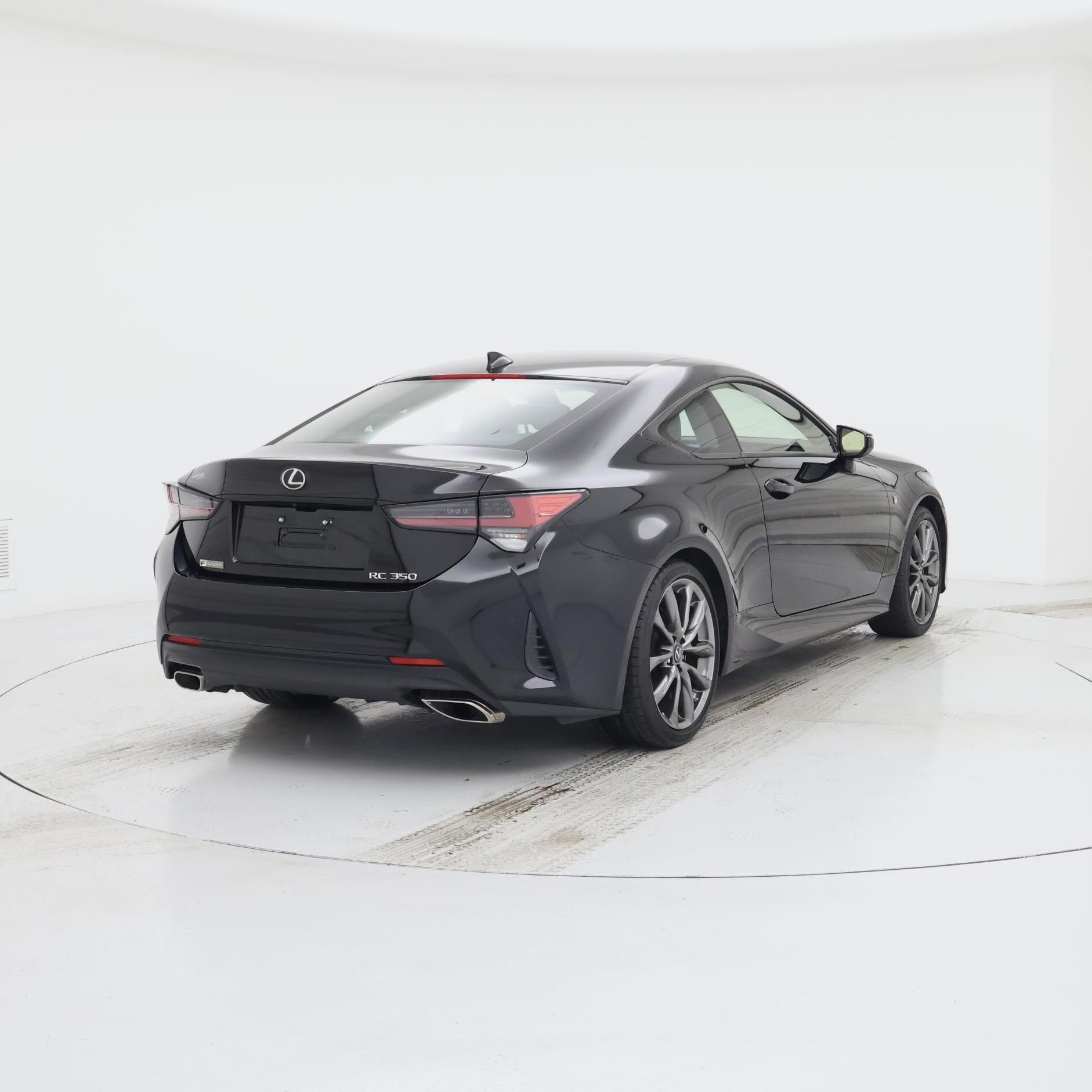 Thumbnail: 2020 Lexus RC - 8