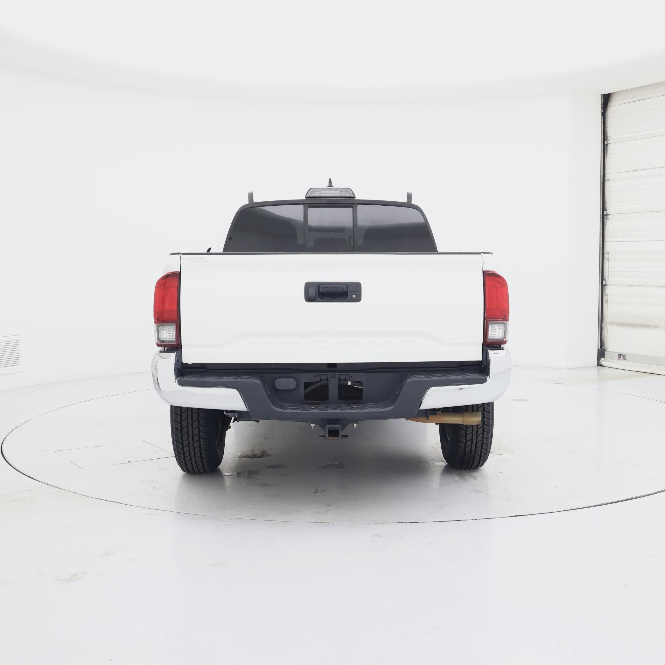 Thumbnail: 2019 Toyota Tacoma - 6