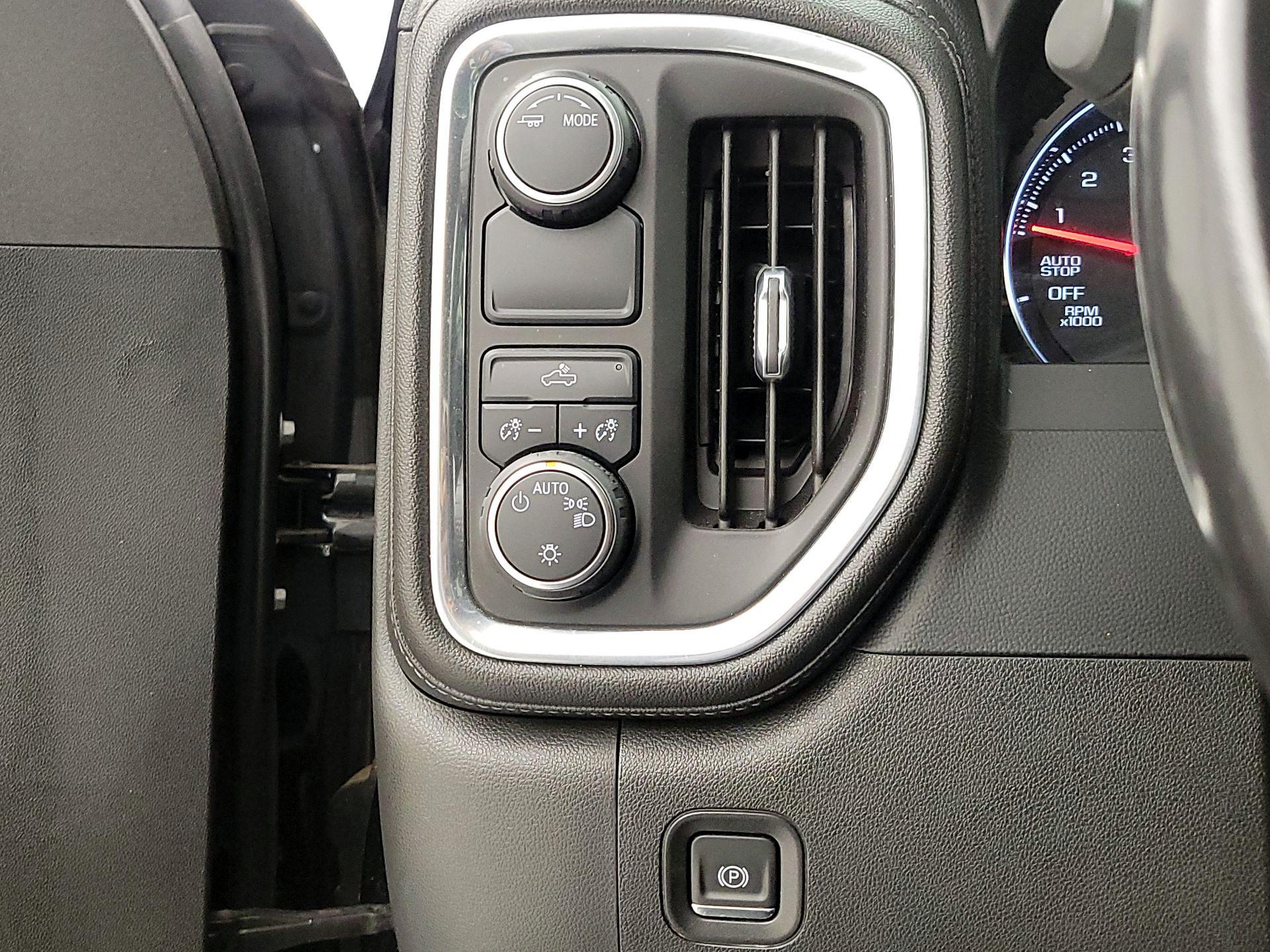 Thumbnail: 2021 Chevrolet Silverado 1500 - 13