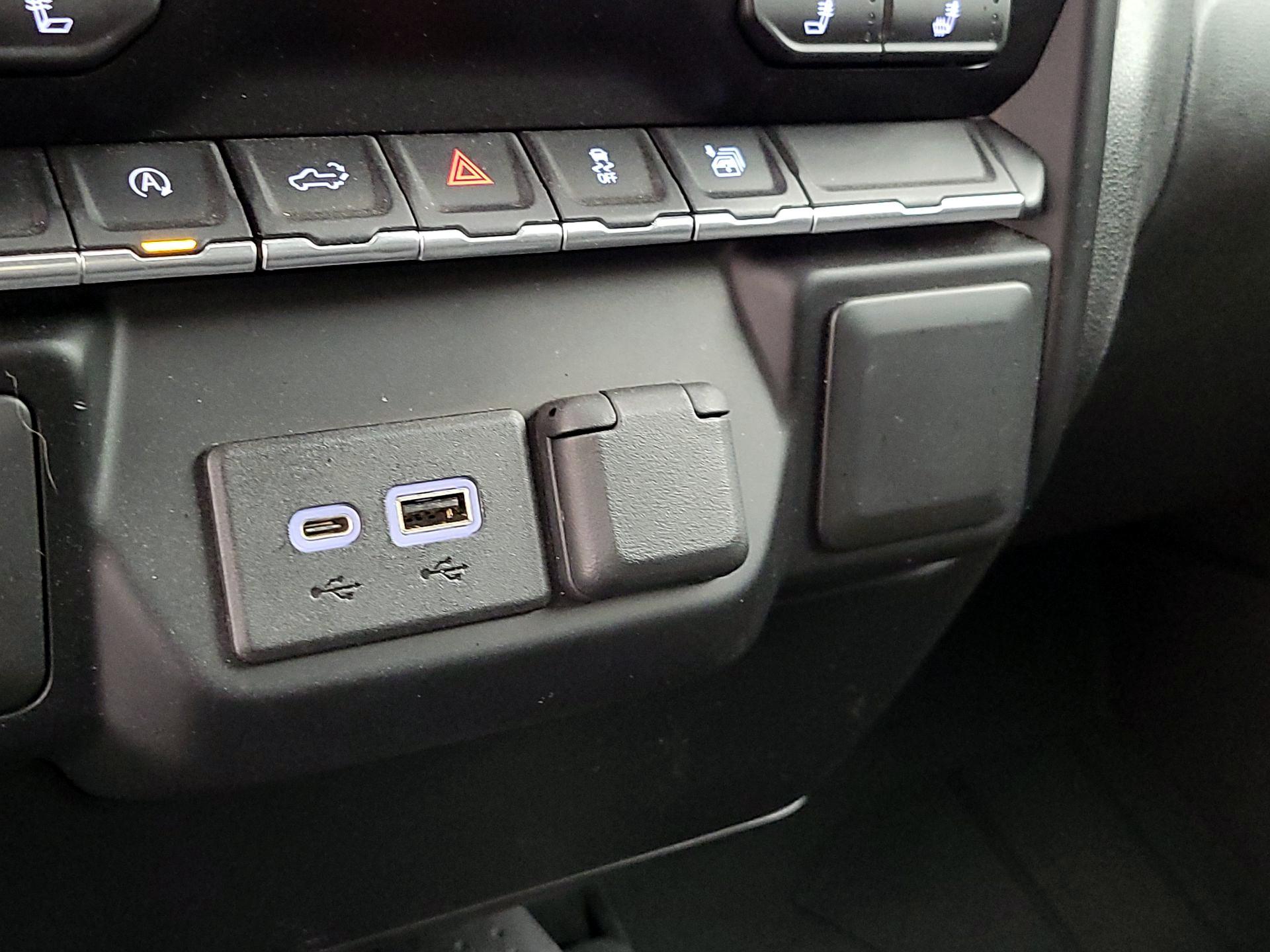 Thumbnail: 2021 Chevrolet Silverado 1500 - 18