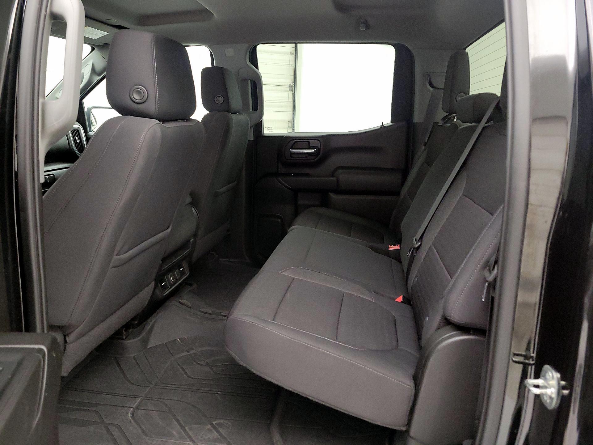 Thumbnail: 2021 Chevrolet Silverado 1500 - 19