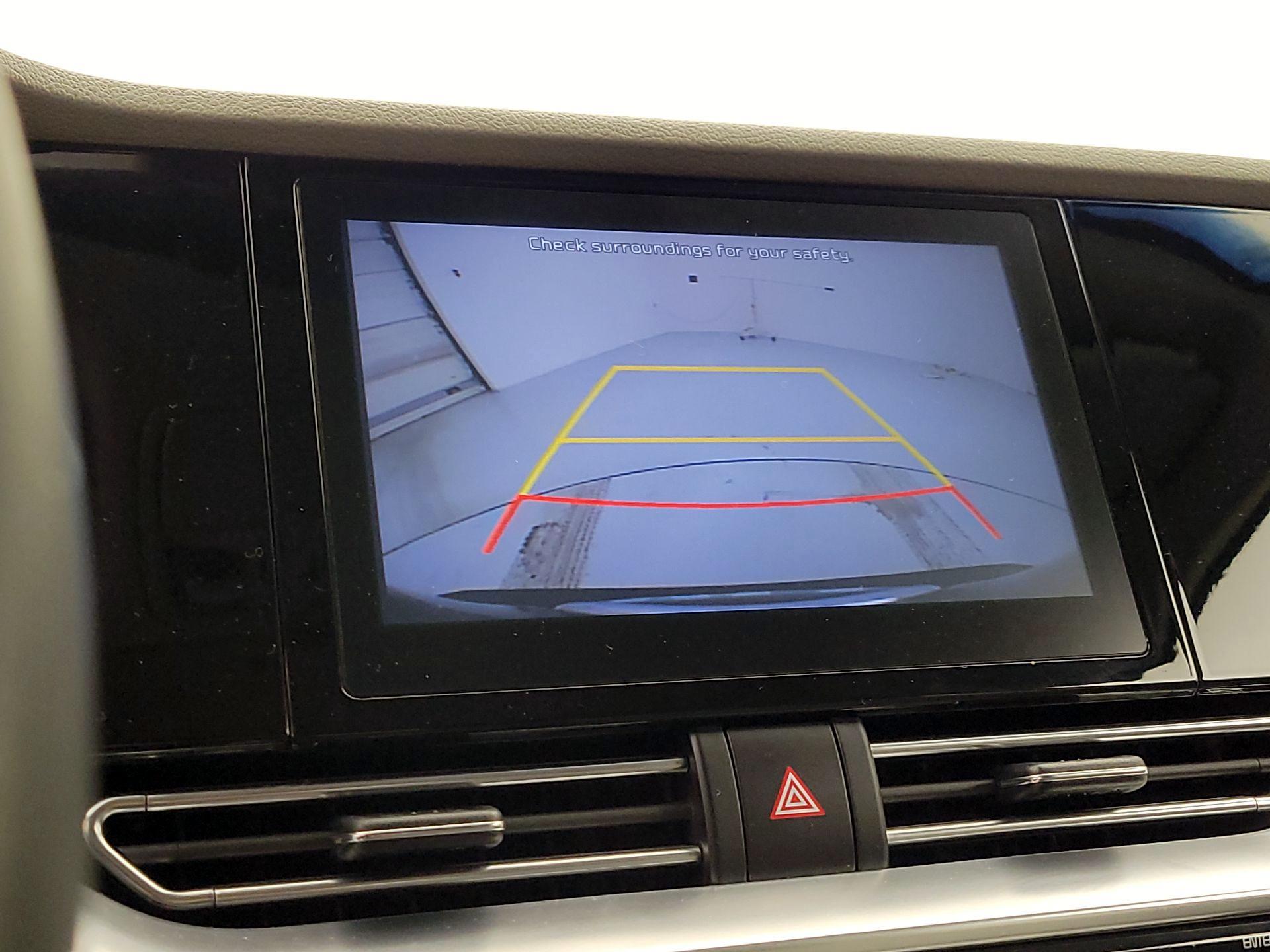 Thumbnail: 2020 Kia Niro - 14