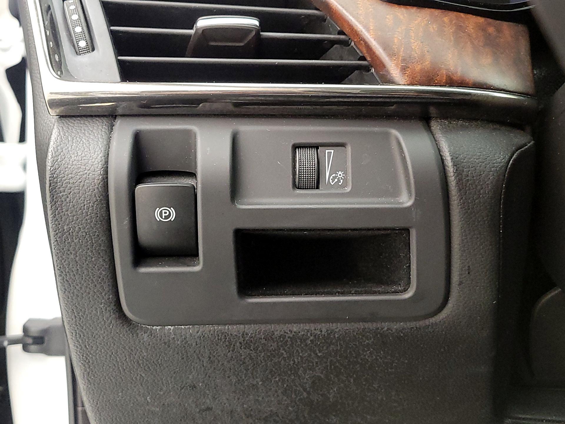 Thumbnail: 2019 Cadillac CTS - 13