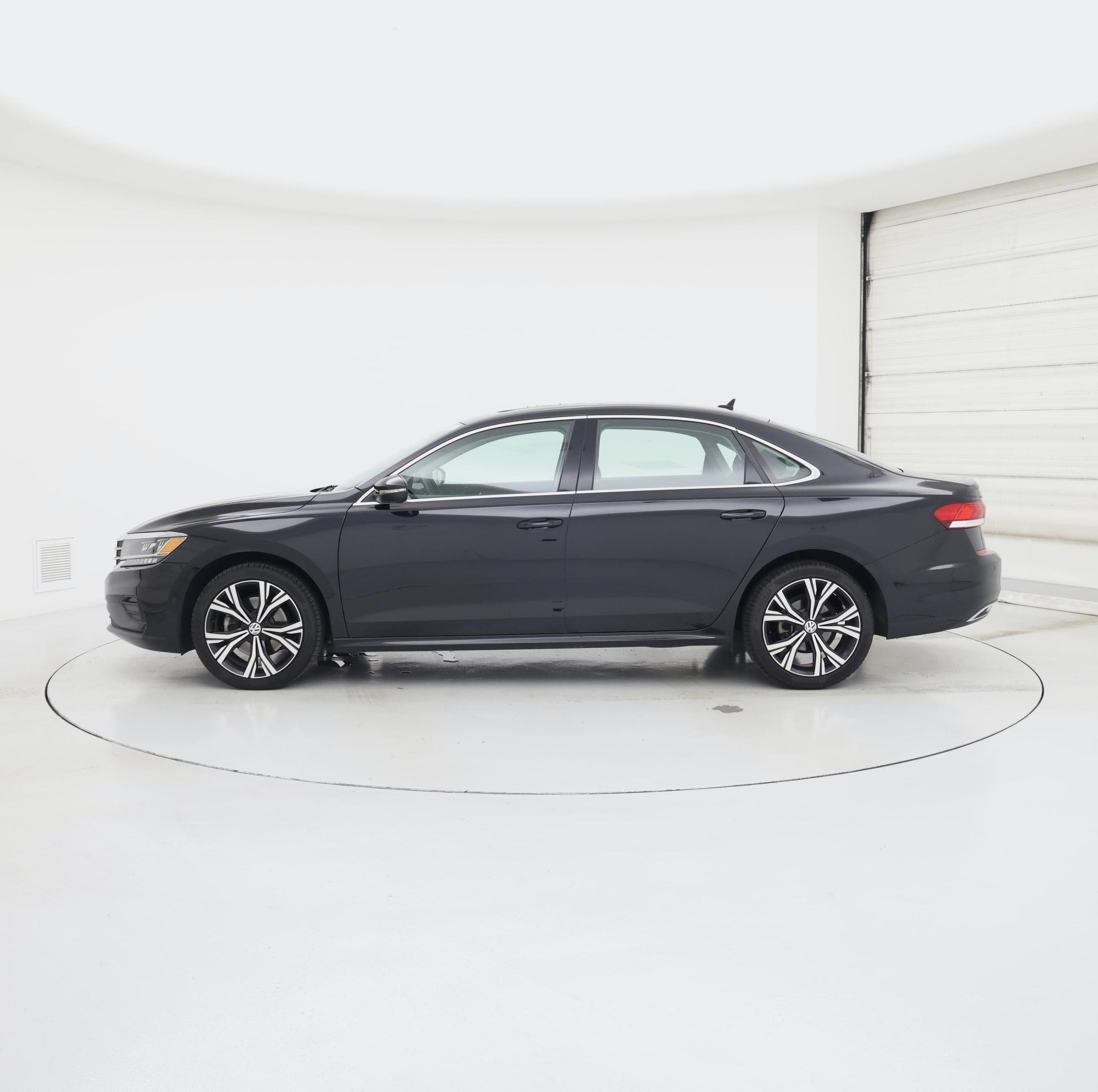 Thumbnail: 2020 Volkswagen Passat - 3