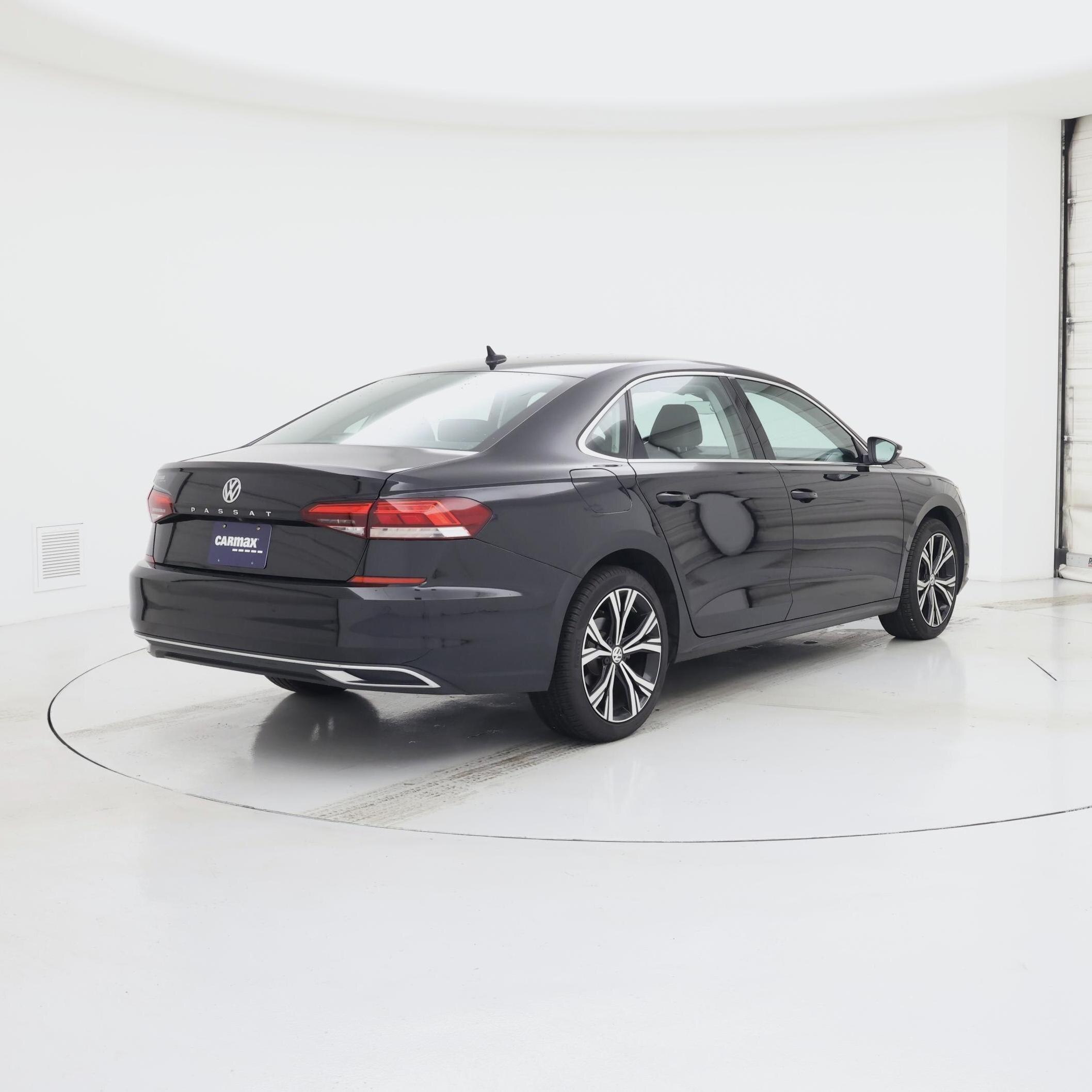 Thumbnail: 2020 Volkswagen Passat - 8