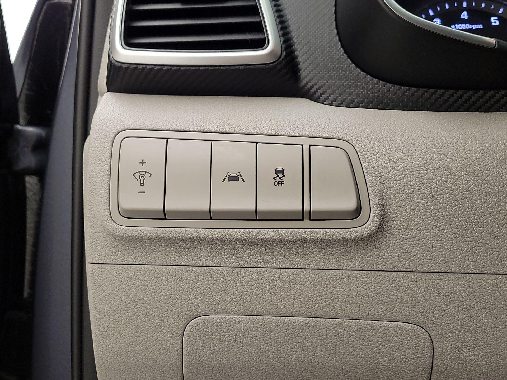 Thumbnail: 2019 Hyundai Tucson - 13